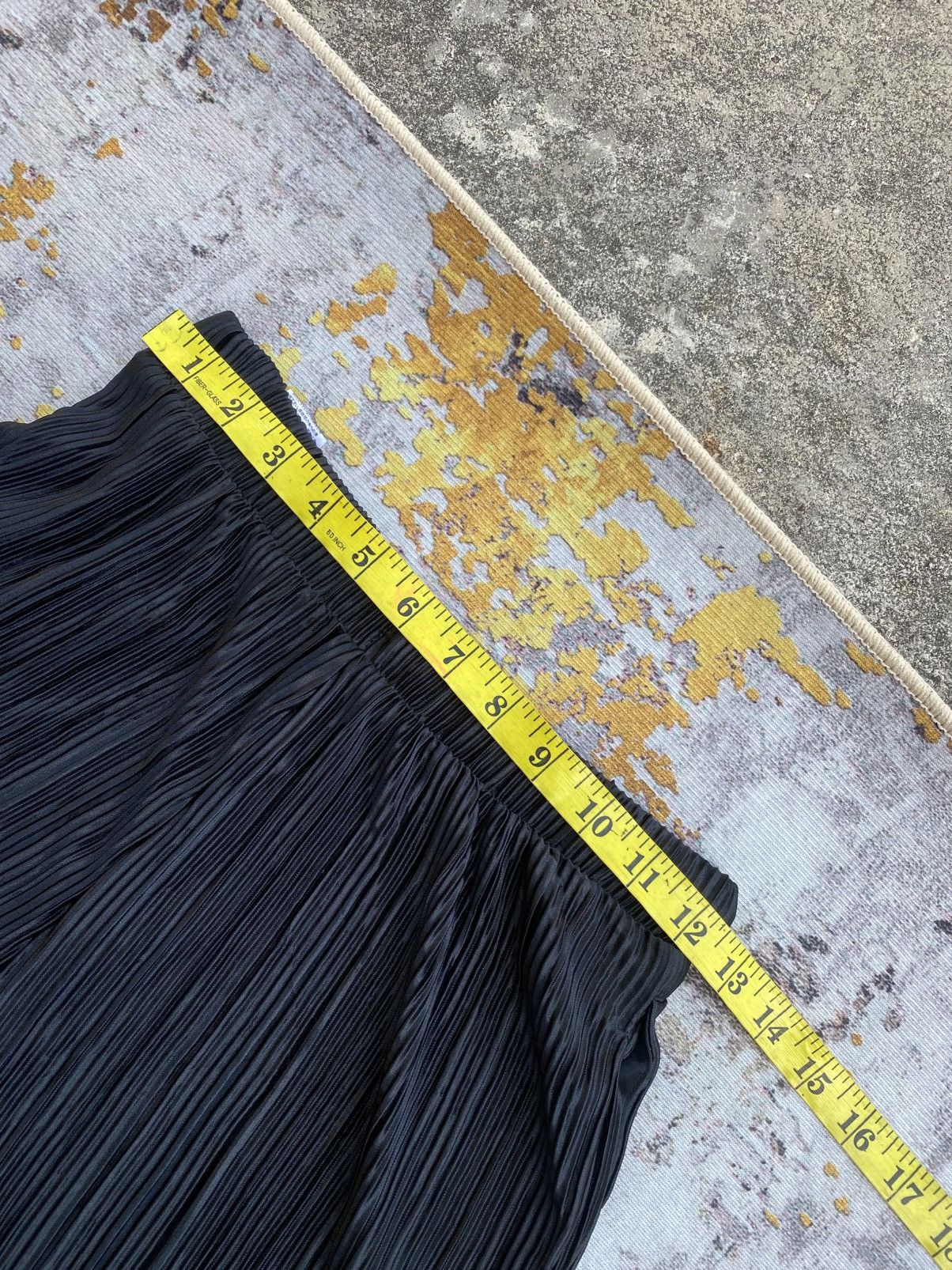 Uniqlo Gu Pleated Wide Pants Look Like Pleated Issey Miyake Style Size 25" / US 0 / IT 36 - 7 Thumbnail