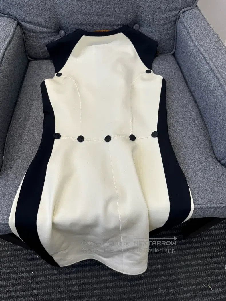 Louis Vuitton Louis Vuitton dress Size XS / US 0-2 / IT 36-38 - 2 Thumbnail