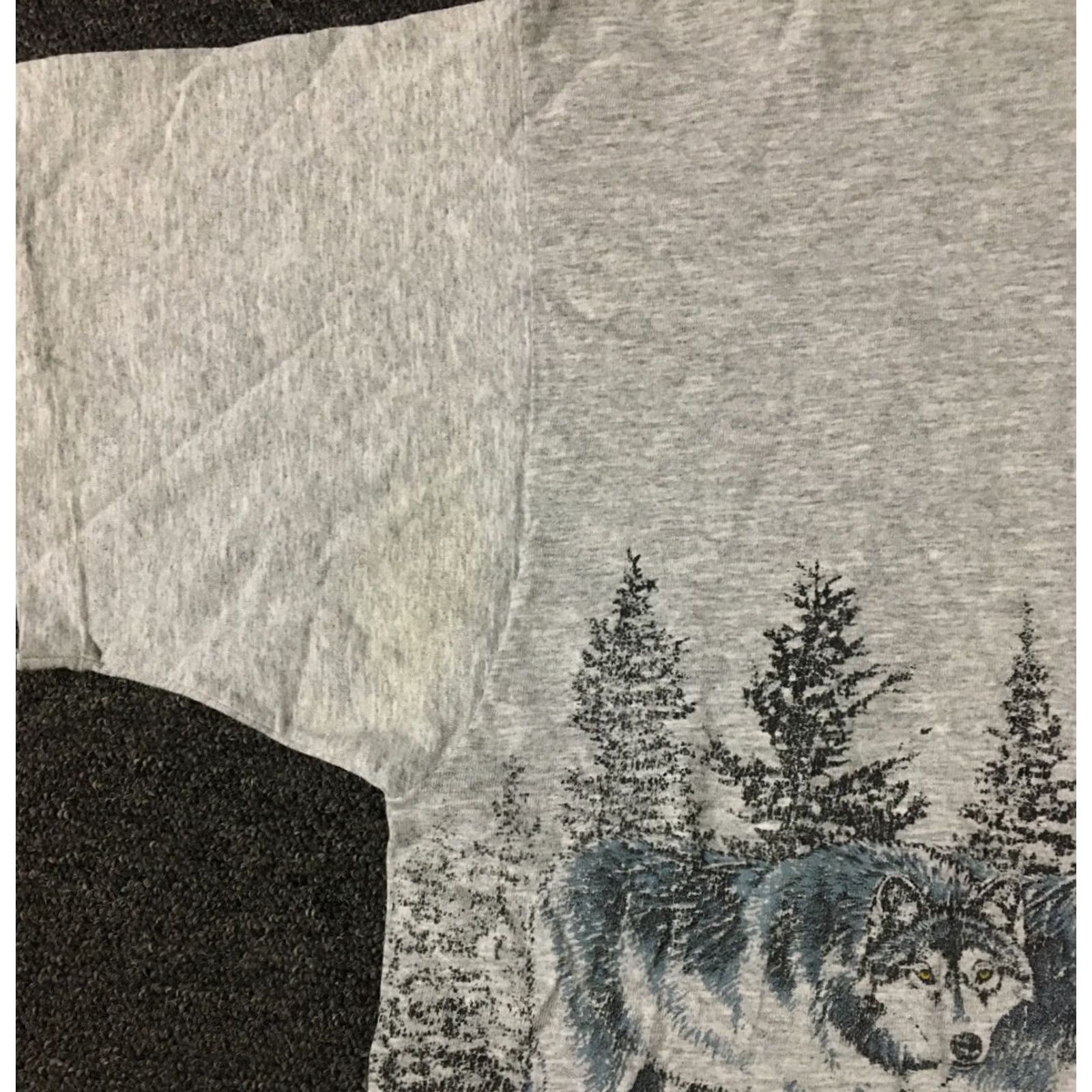 Vintage VINTAGE Wolf Faded Shirt XL USA Nature Animal Art Grunge Biker Trucker 80s 90s AOP Mens T-Shirt Gray Short Sleeve USA American Rockabilly 80s 90s Size US XL / EU 56 / 4 - 5 Thumbnail