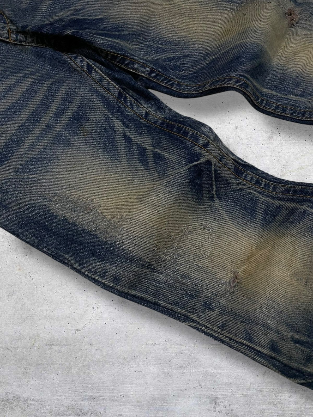 Hysteric Glamour VINTAGE RED PEPPERS JAPAN DESIGNER MUDWASH DISTRESSED DENIM Size US 27 - 9 Thumbnail