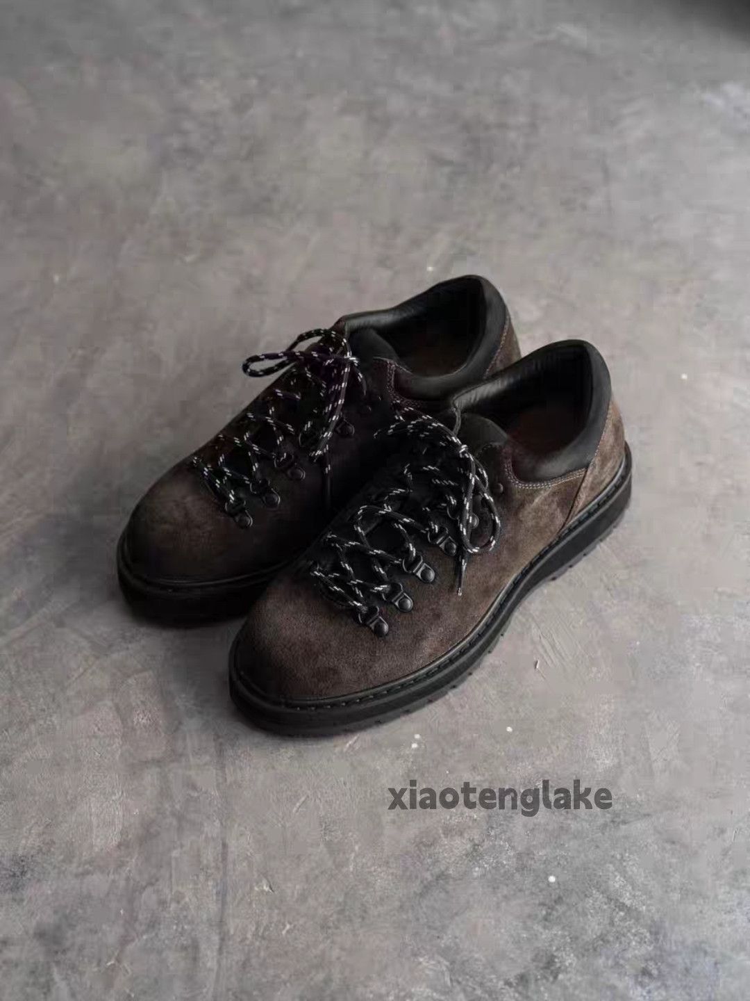 Vintage Unisex outdoor utility workwear hiking mountain boots shoes Size US 10 / EU 43 - 2 Thumbnail