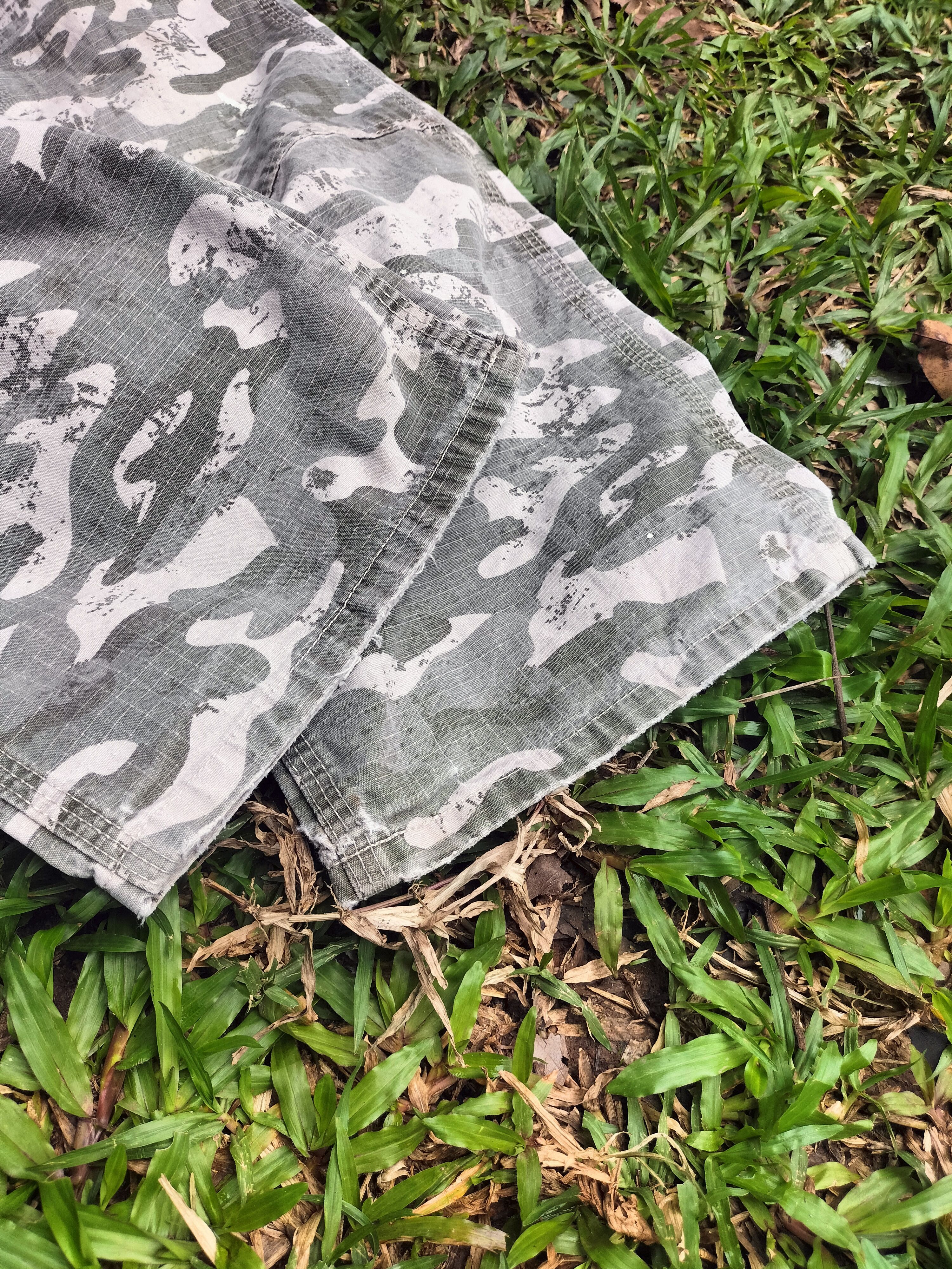 Carhartt × Vintage Vintage Carhartt Cargo Workwear Camouflage Us Airforce Size 26" / US 2 / IT 38 - 10 Thumbnail