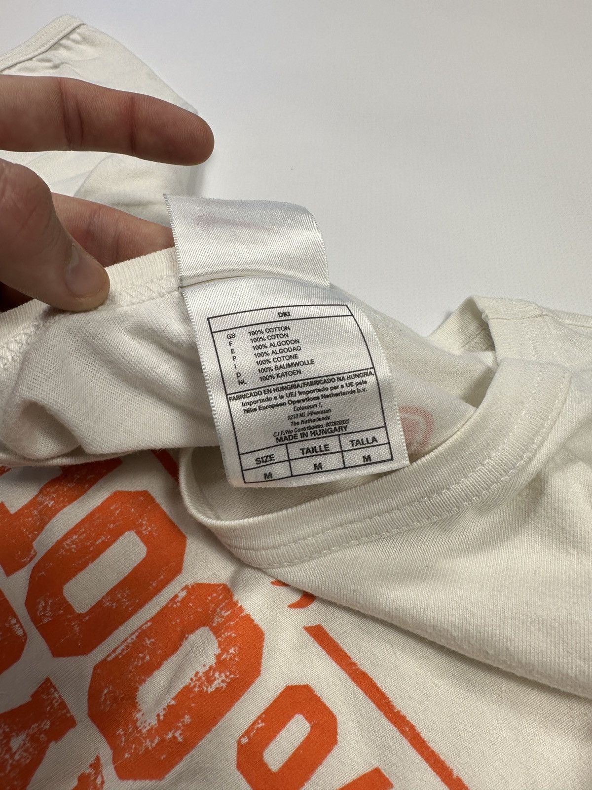 Vintage Vintage Nike Netherlands T-shirt Streetwear Rare Casual VTg Size US M / EU 48-50 / 2 - 4 Thumbnail