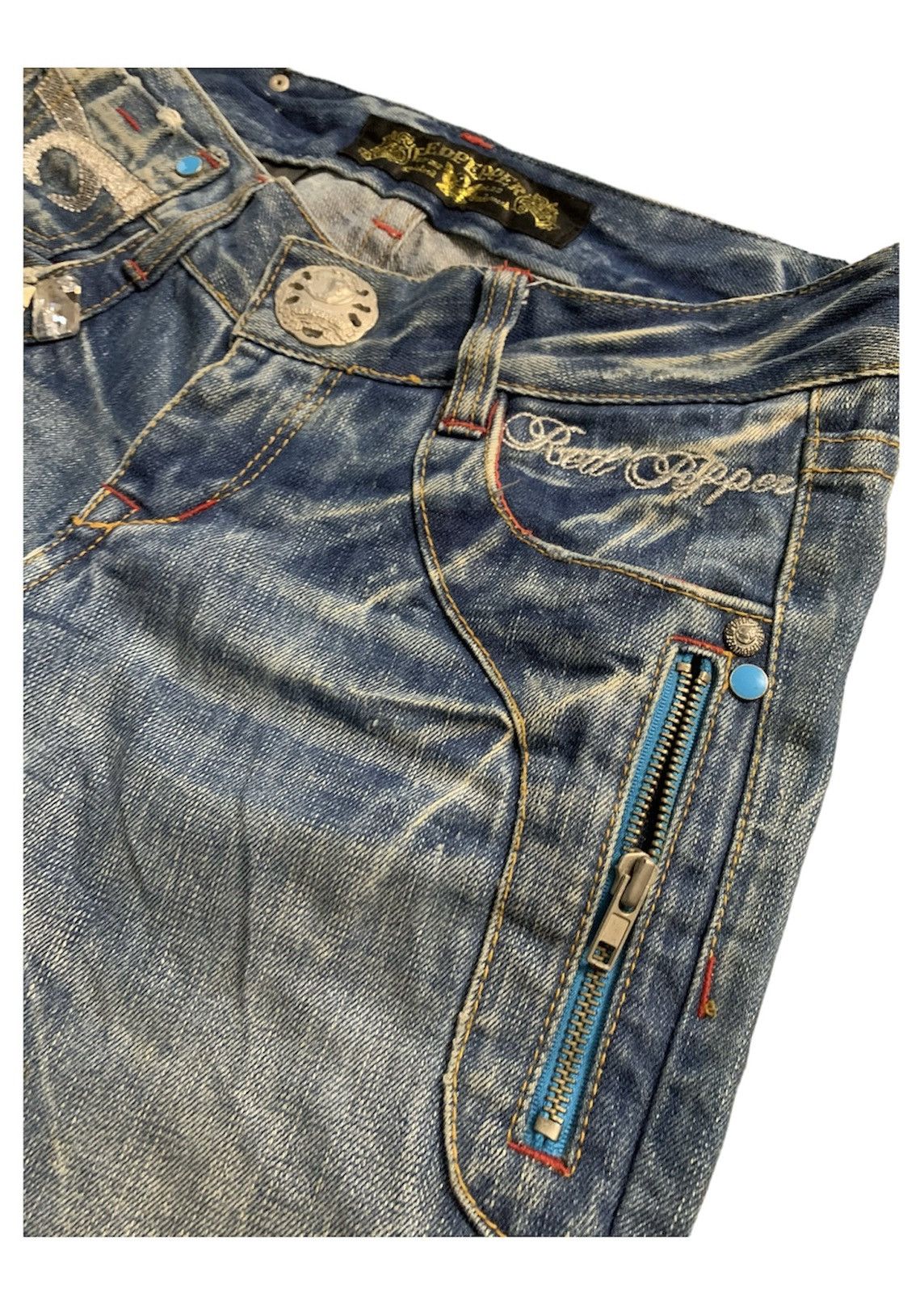 Other FLARED RED PEPPER STUDDED LOW RISE WOMEN JEANS Size US 31 - 9 Thumbnail