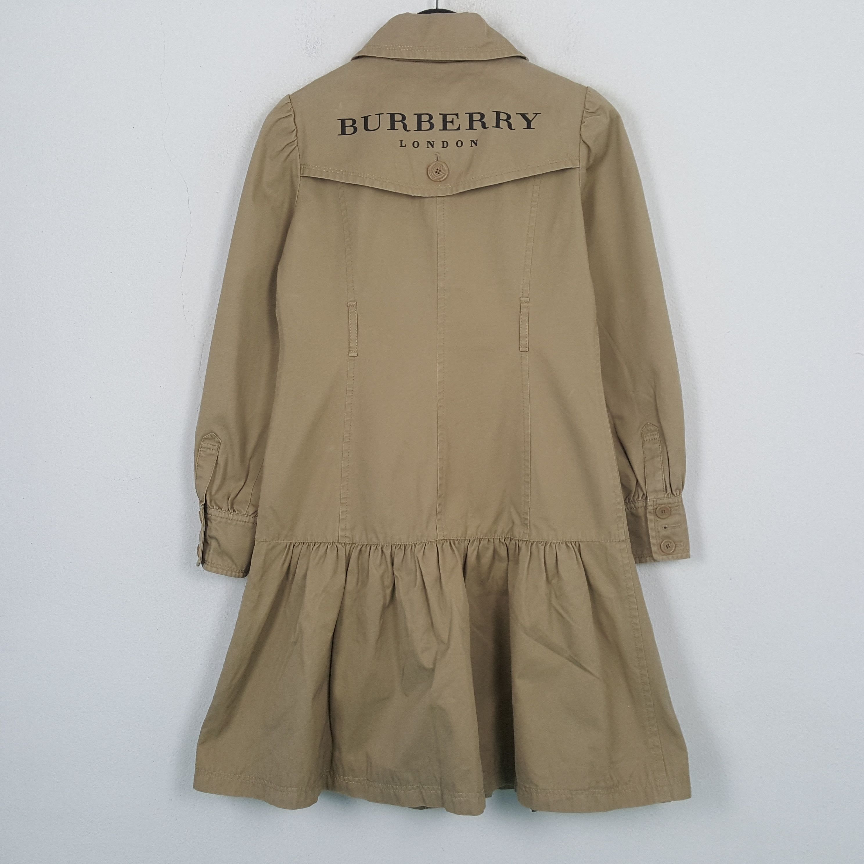 Burberry Burberry London Blue Label Custom Art Jacket C302N13 Size XS / US 0-2 / IT 36-38 - 1 Thumbnail