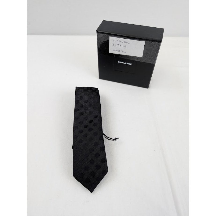 Saint Laurent Paris o1rshd1 Size: OS / Dotted Tie in Black Size ONE SIZE - 11 Thumbnail