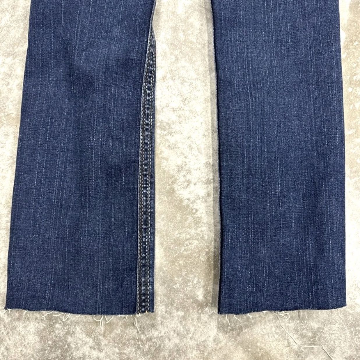 True Religion VINTAGE True Religion Jeans Womens 27 Blue Denim Straight Leg Flap Pocket Made in USA Size 27" / US 4 / IT 40 - 2 Thumbnail