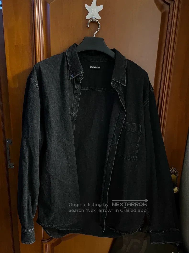 Balenciaga Balenciaga size 40 Back Logo Denim Shirt Long Sleeve Size US M / EU 48-50 / 2 - 2 Thumbnail