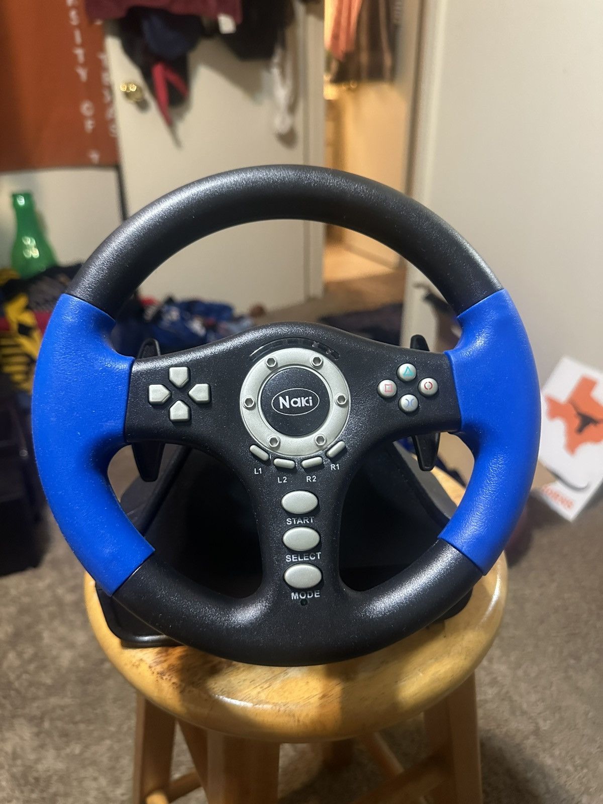 Playstation Intec Racing Steering Wheel PlayStation 2 Size 40 - 1 Thumbnail