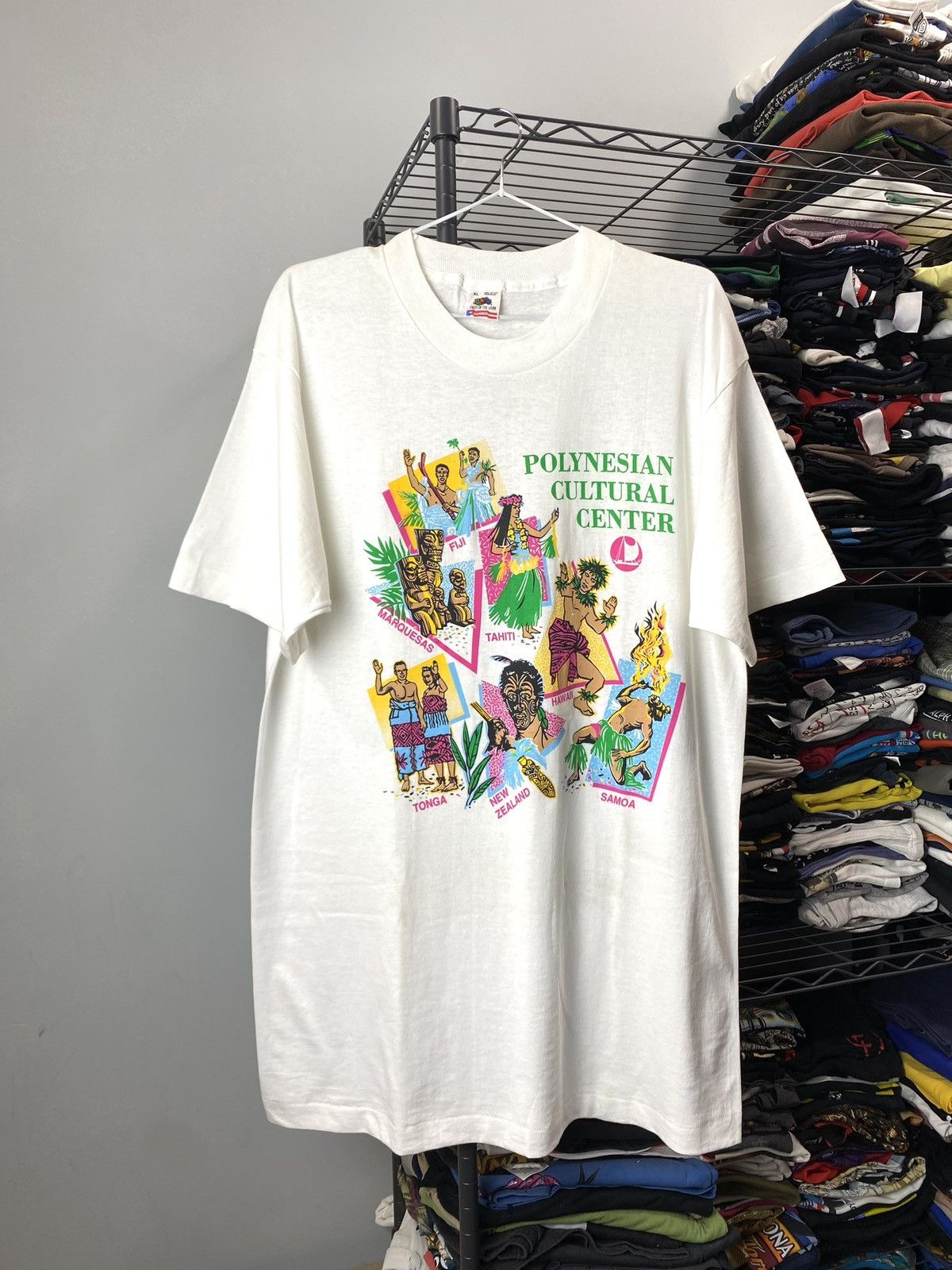 Vintage 90’s Vintage Surf Hawaii Samoa Tahiti Fiji Tonga T Shirt Size US XL / EU 56 / 4 - 1 Thumbnail