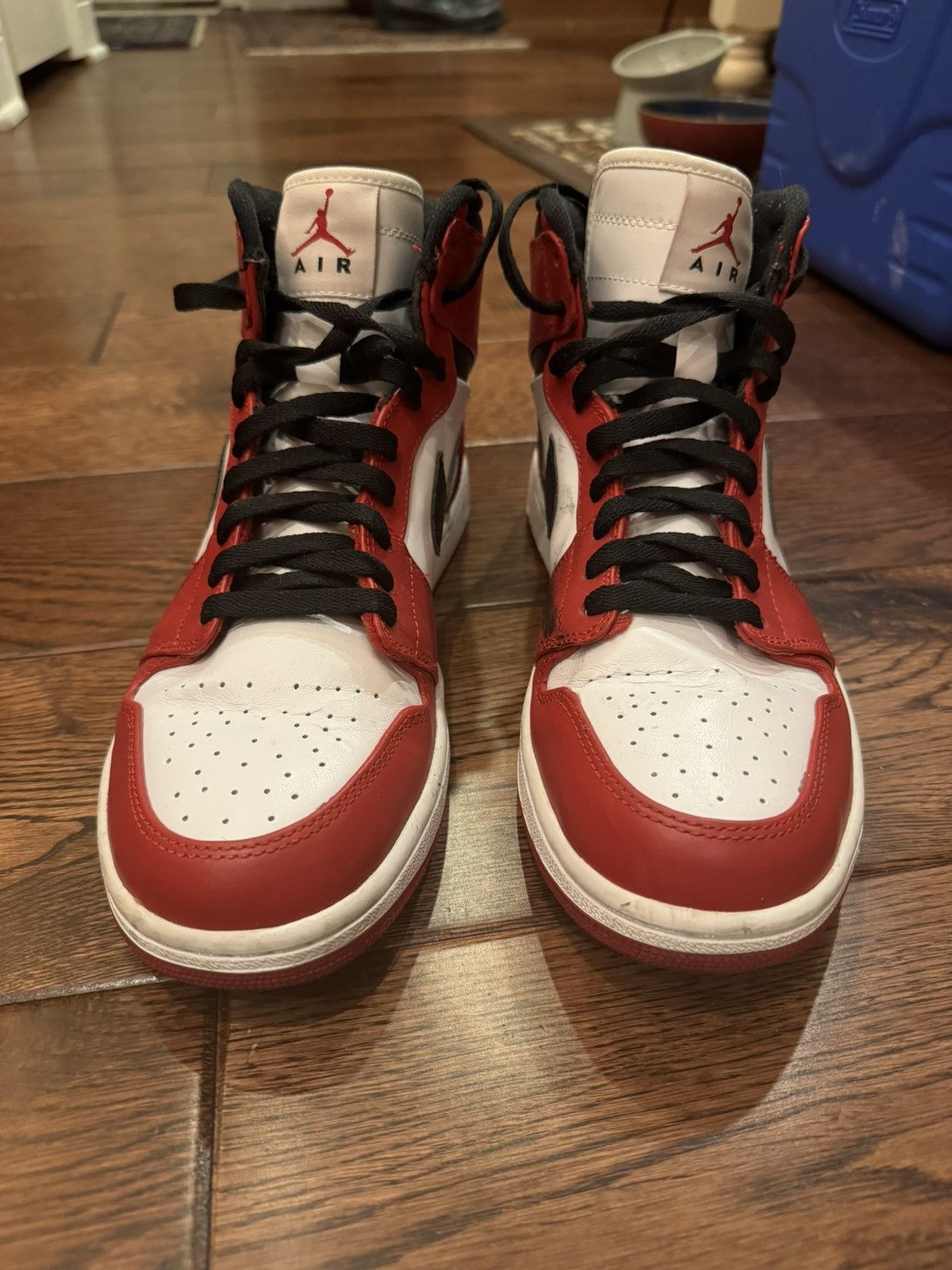Jordan Brand Jordan 1 Retro Chicago (2013) Size US 10 / EU 43 - 1 Thumbnail
