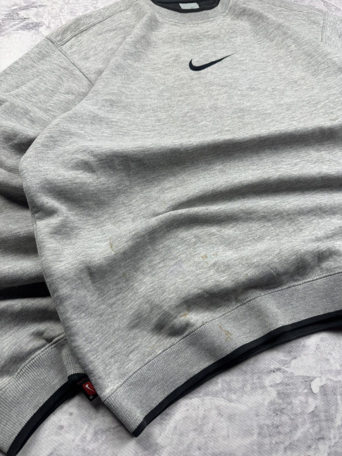 Nike × Vintage NIKE VINTAGE CENTER LOGO OVERSIZE BOXY SWEATSHIRT Size US L / EU 52-54 / 3 - 3 Thumbnail