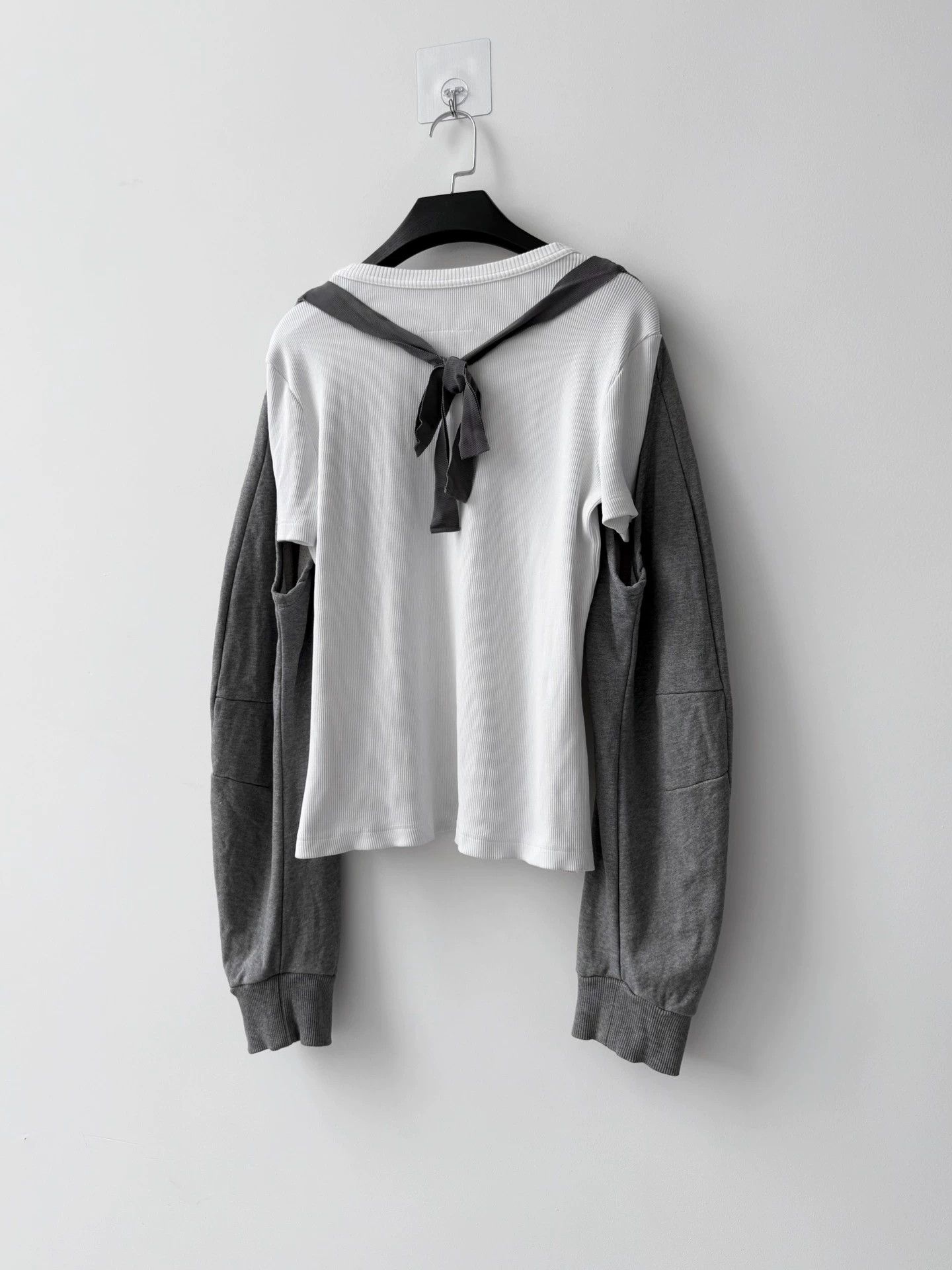 MM6 MM6 S/S21 Deconstructed Sweatshirt White & Gray S Size S / US 4 / IT 40 - 1 Thumbnail