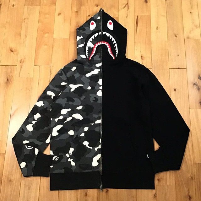 Bape 💫Glow in the dark💫BAPE City camo shark full zip hoodie APE Size US L / EU 52-54 / 3 - 2 Thumbnail
