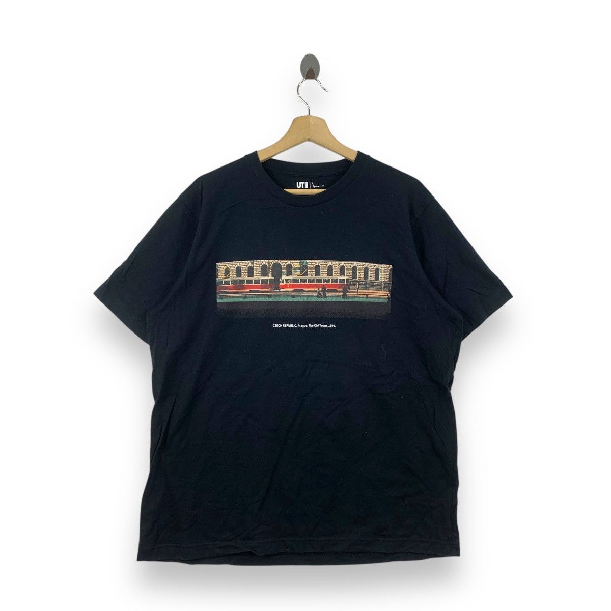 Uniqlo Vintage GUEORGUI PINKHASSOV FOTOFOLIO Prague 1994 Size US XL / EU 56 / 4 - 4 Thumbnail