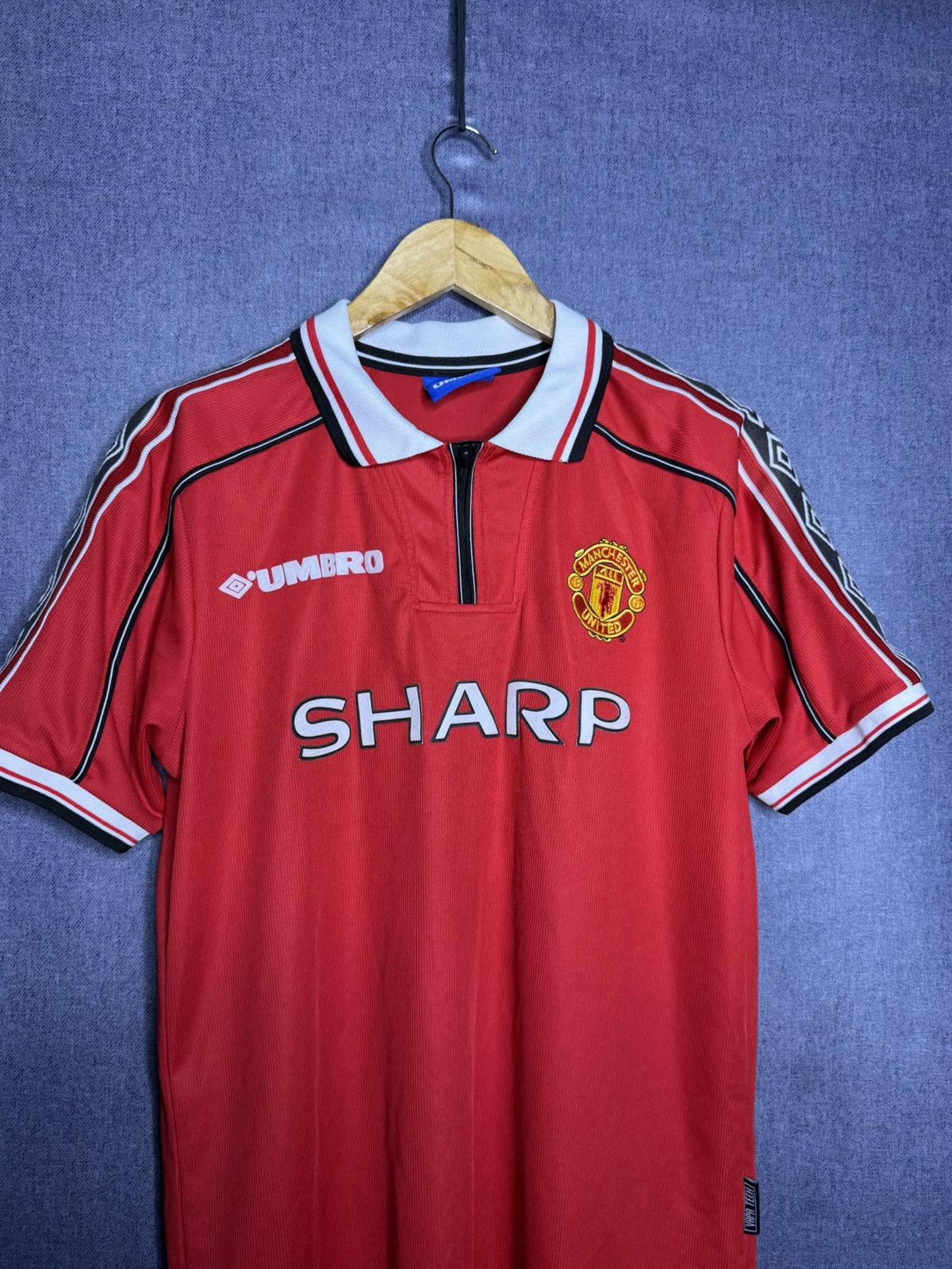 Umbro Beckham#7 Vintage Umbro Manchester United Sharp Jersey Retro Size US M / EU 48-50 / 2 - 7 Thumbnail