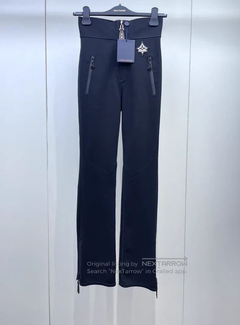 Louis Vuitton Louis Vuitton 25 High Waist Yoga Pants Size 33" - 1 Thumbnail