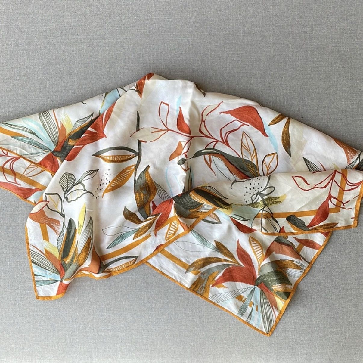 Other Target Floral scarf Size ONE SIZE - 3 Thumbnail