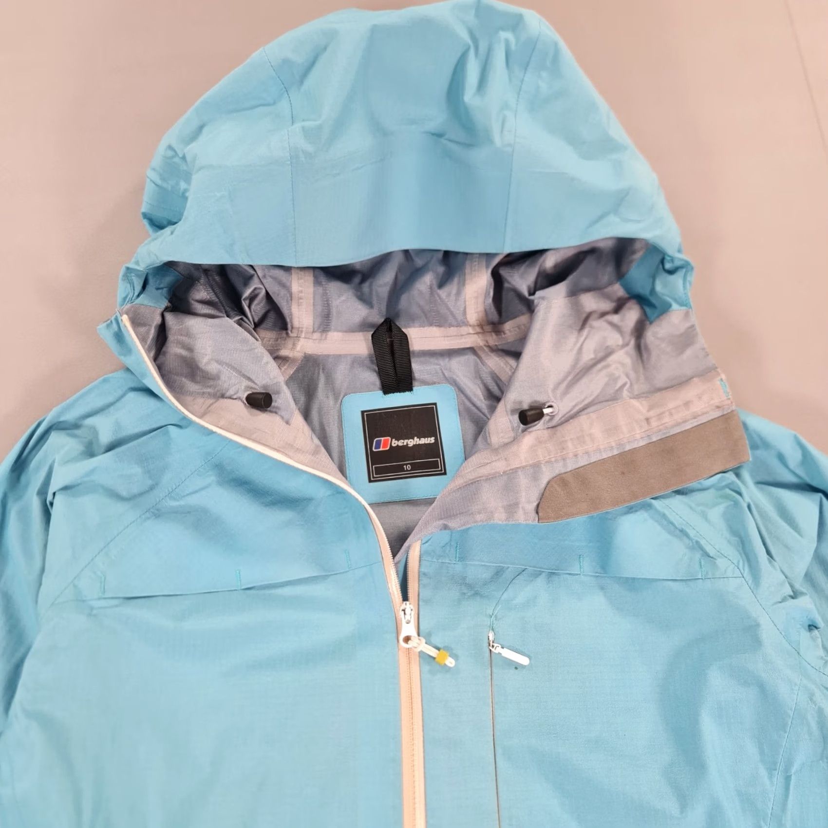 Berghaus Berhaus Womens Jacket Blue 10 UK Gore-Tex Active VapourLight MtnHaus Waterproof Jacket Hooded Lightweight All Seasons Womens 10 UK Blue Size L / US 10 / IT 46 - 2 Thumbnail
