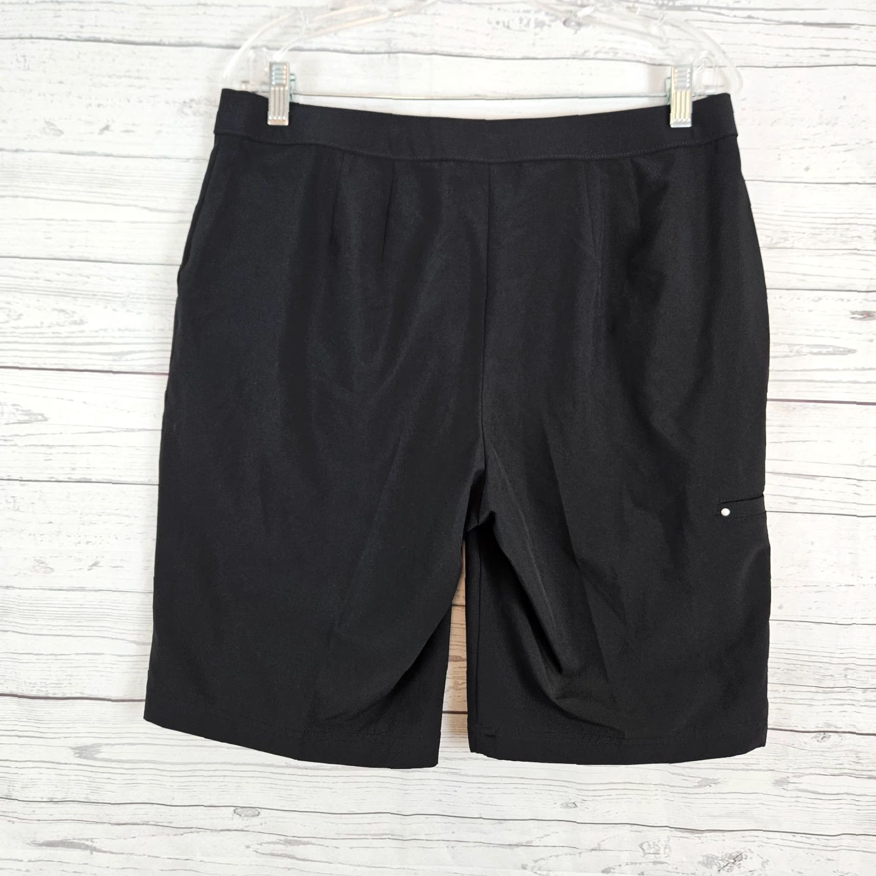 Vintage Chico's Weekends Women Bermuda Shorts M Solid Black Mid Rise Size 32" / US 10 / IT 46 - 2 Thumbnail