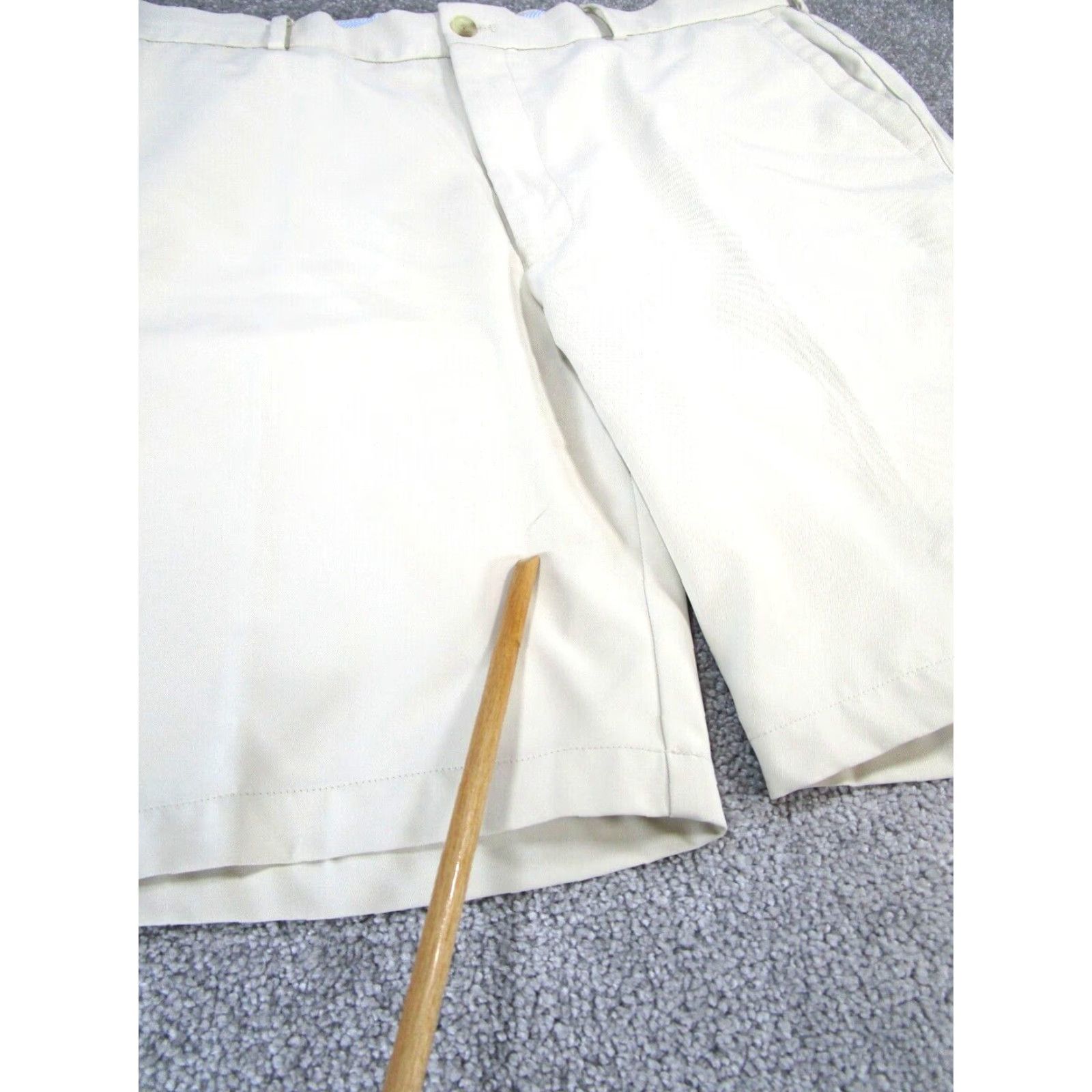 Peter Millar Peter Millar Shorts Mens 40 Beige Polyester Lightweight Chinos Regular Casual, Travel, Workwear Beige Peter Millar Shorts Mens 40 Size US 40 / EU 56 - 2 Thumbnail