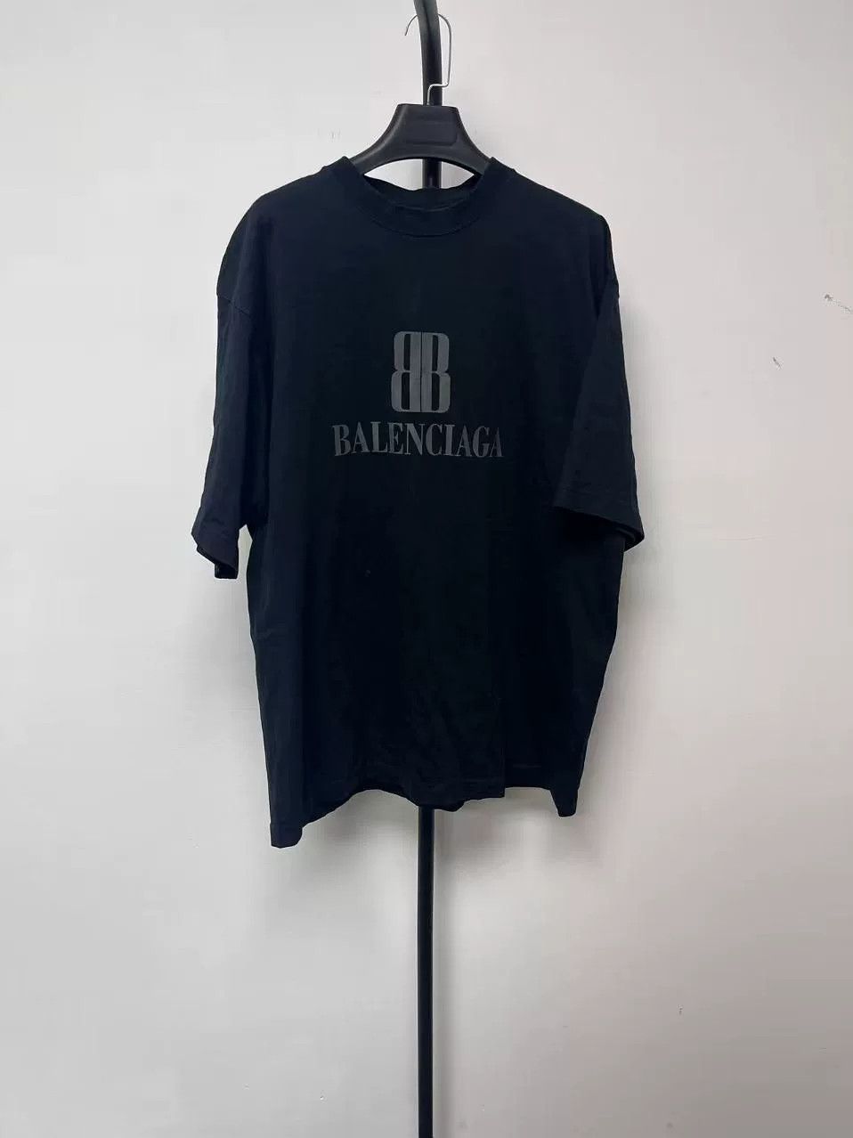 Balenciaga Balenciaga Men's Cotton Short Sleeve T-Shirt Size US M / EU 48-50 / 2 - 1 Thumbnail