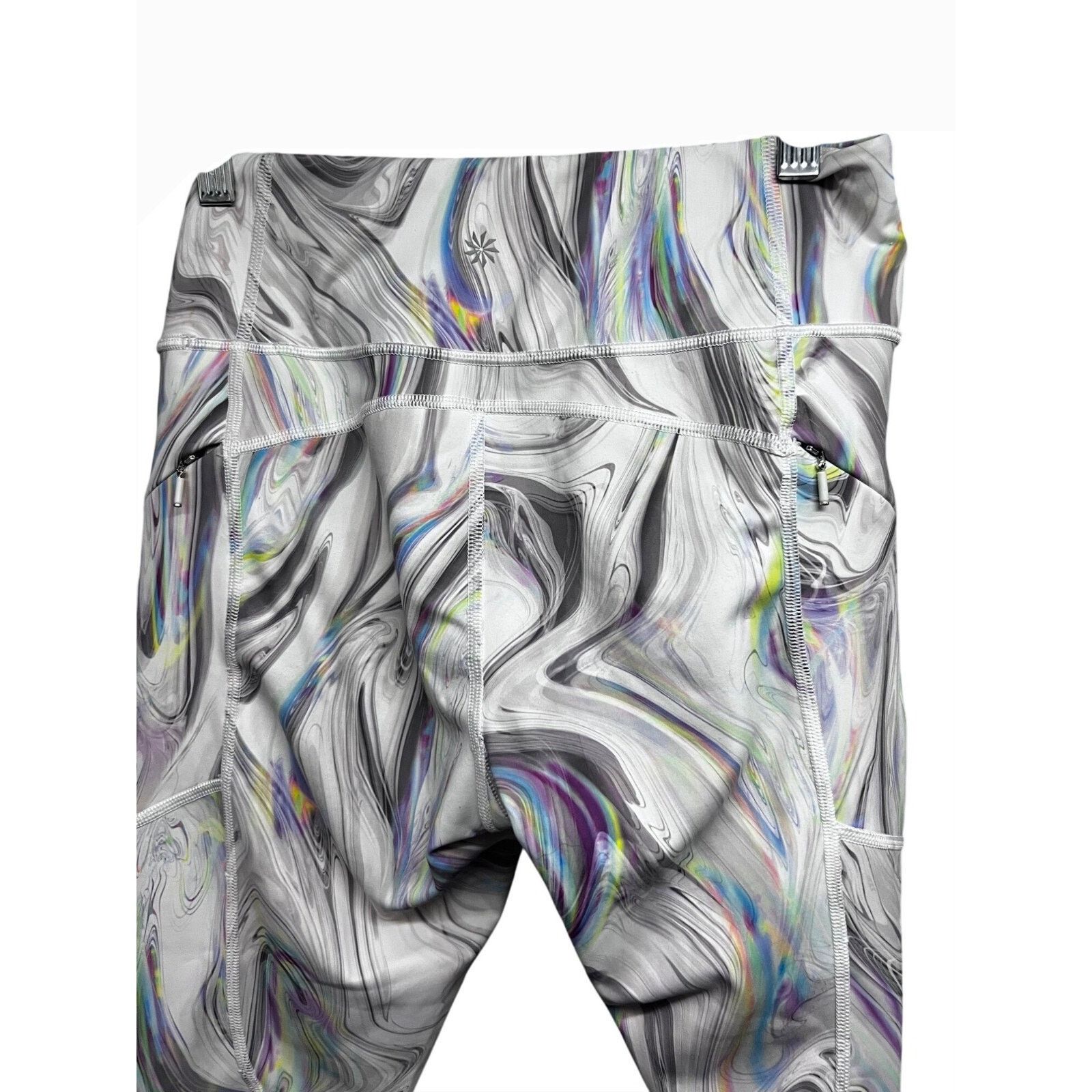 Athleta Athleta Marble Glitch Crop Run Leggings Small Pockets Size 24" / US 00 / IT 34 - 6 Thumbnail