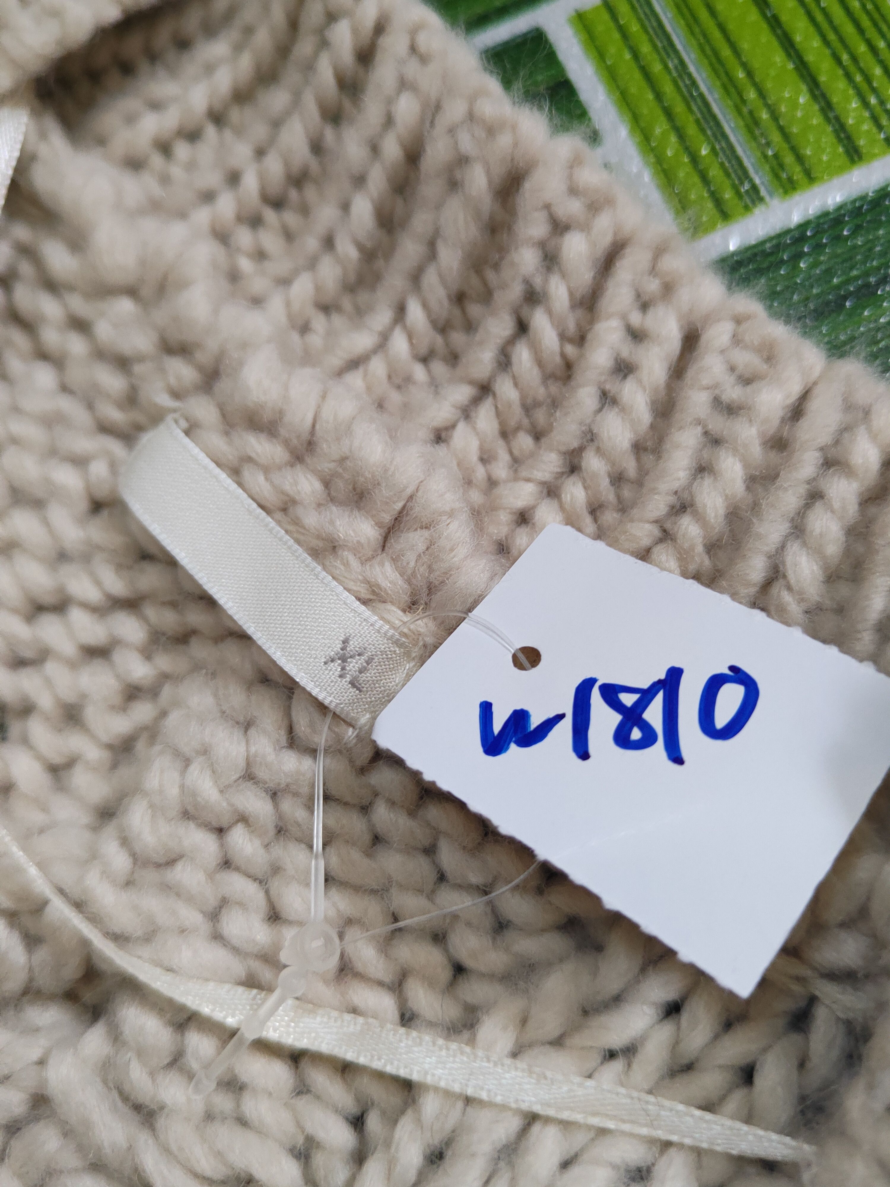 Aran Isles Knitwear GU Beige japan streetwear cable Knitwear Cardigan #W1810 Size US XL / EU 56 / 4 - 11 Thumbnail