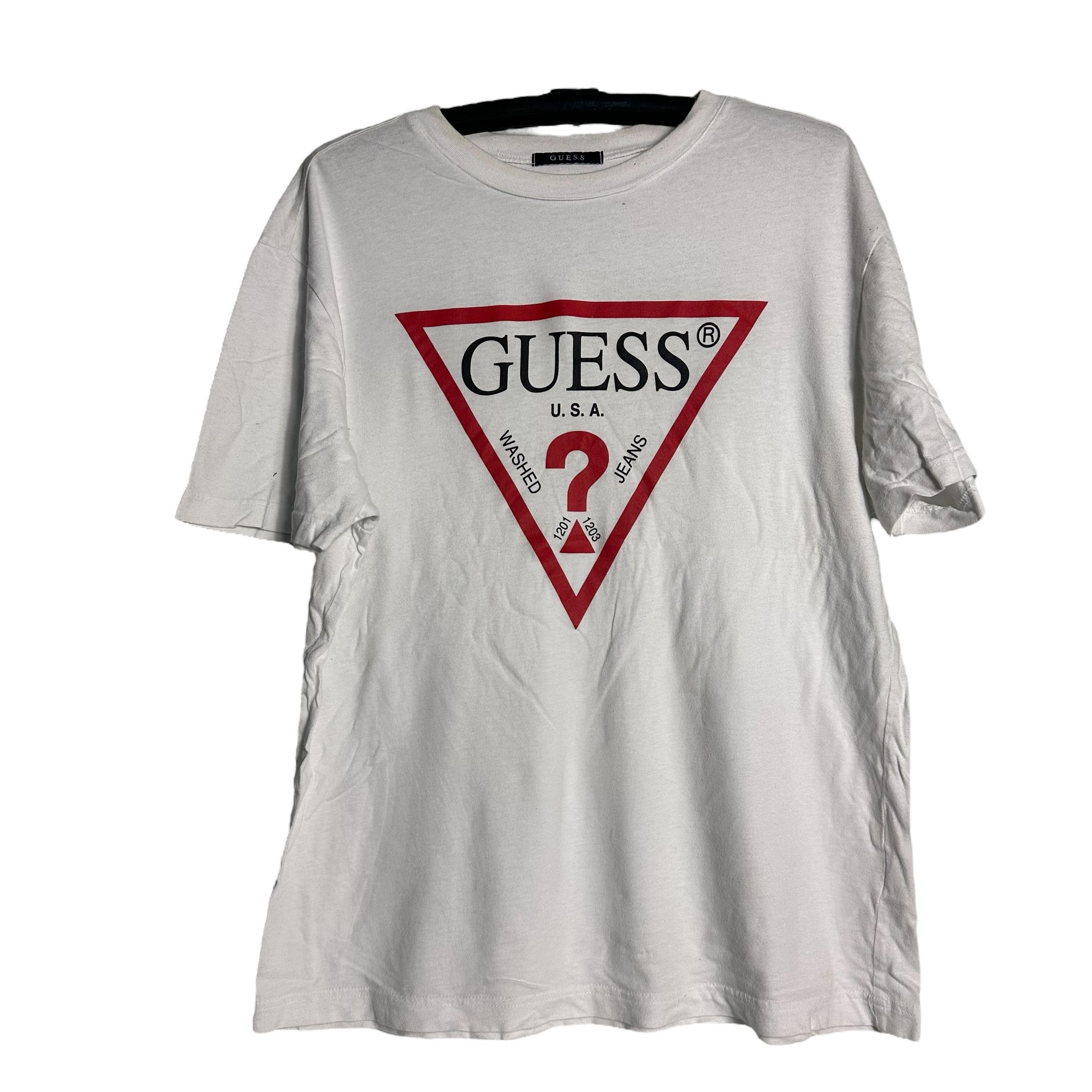 Guess 🔥RARE🔥 Vintage Guess Jeans Spell Out T-shirt Size US L / EU 52-54 / 3 - 1 Thumbnail