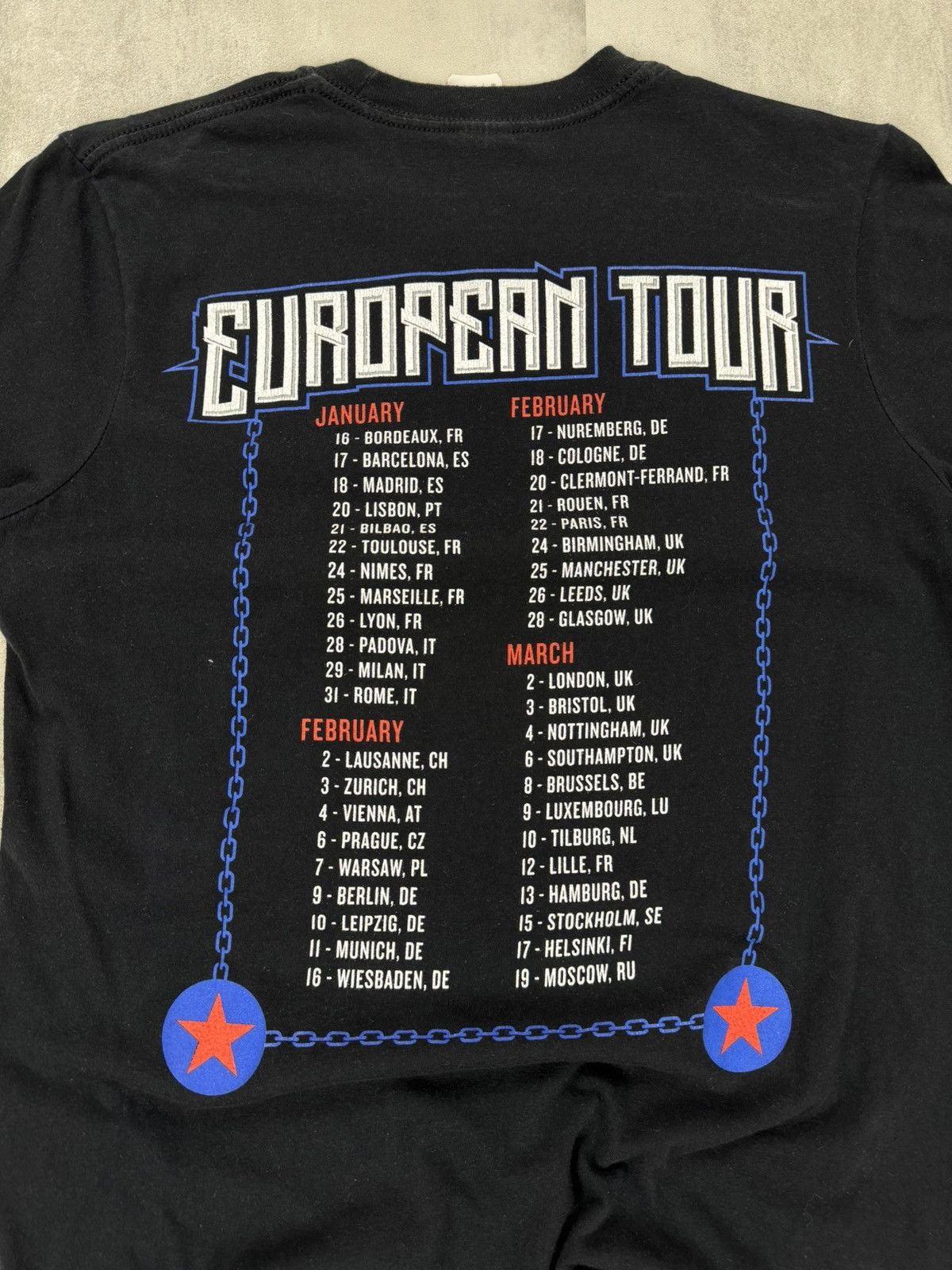 Gildan GILDAN SUM 41 European Tour T-shirt size M Size US M / EU 48-50 / 2 - 11 Thumbnail