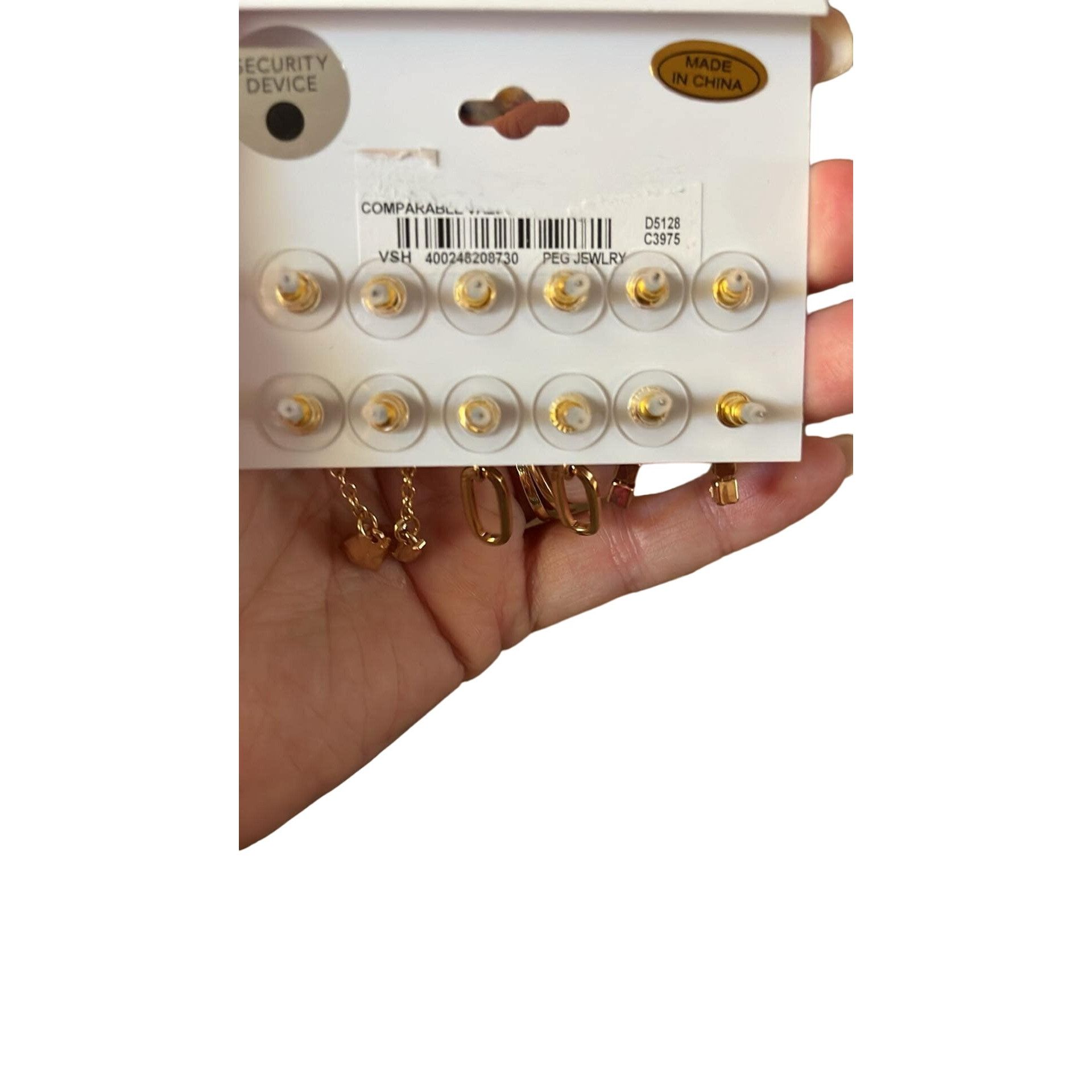 Laundry by Shelli Segal Laundry by Shelli Seagal Gold Stud Tone Earrings Trio Fashio Size ONE SIZE - 2 Thumbnail