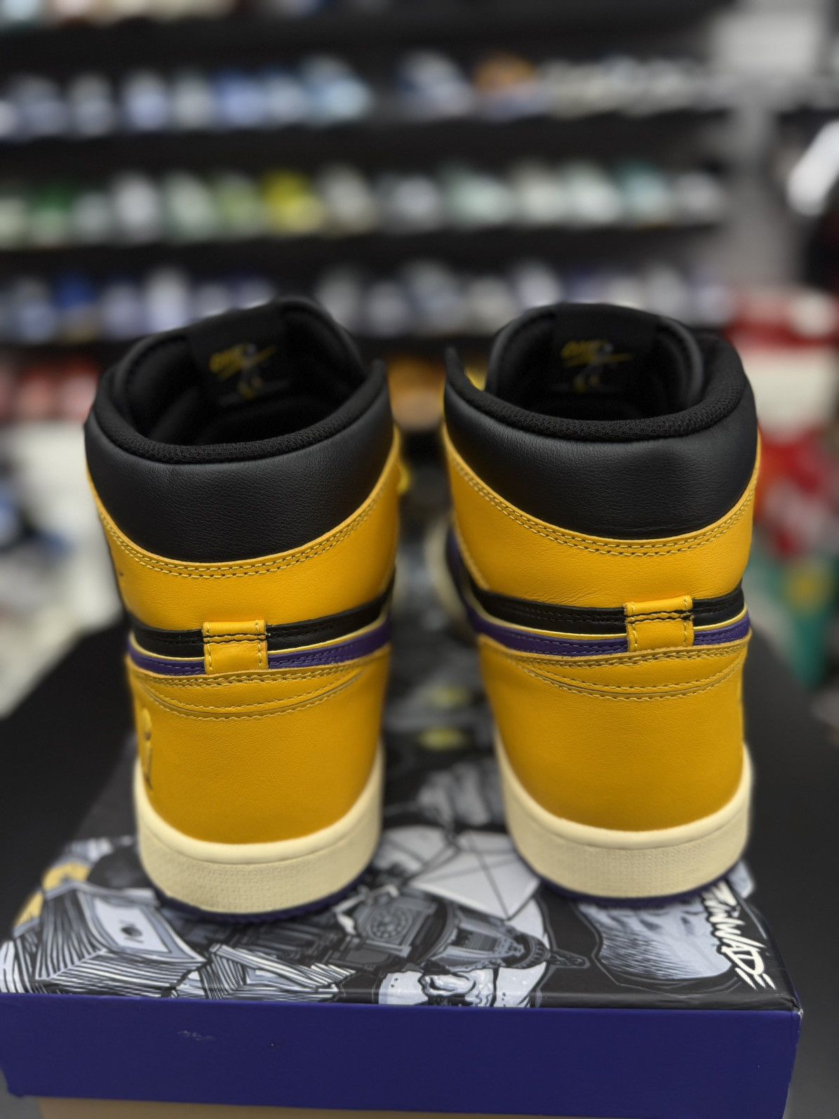 Designer OMI In Hellcat Sneakers Kobe Lakers Colors Size 13US Size US 13 / EU 46 - 6 Thumbnail