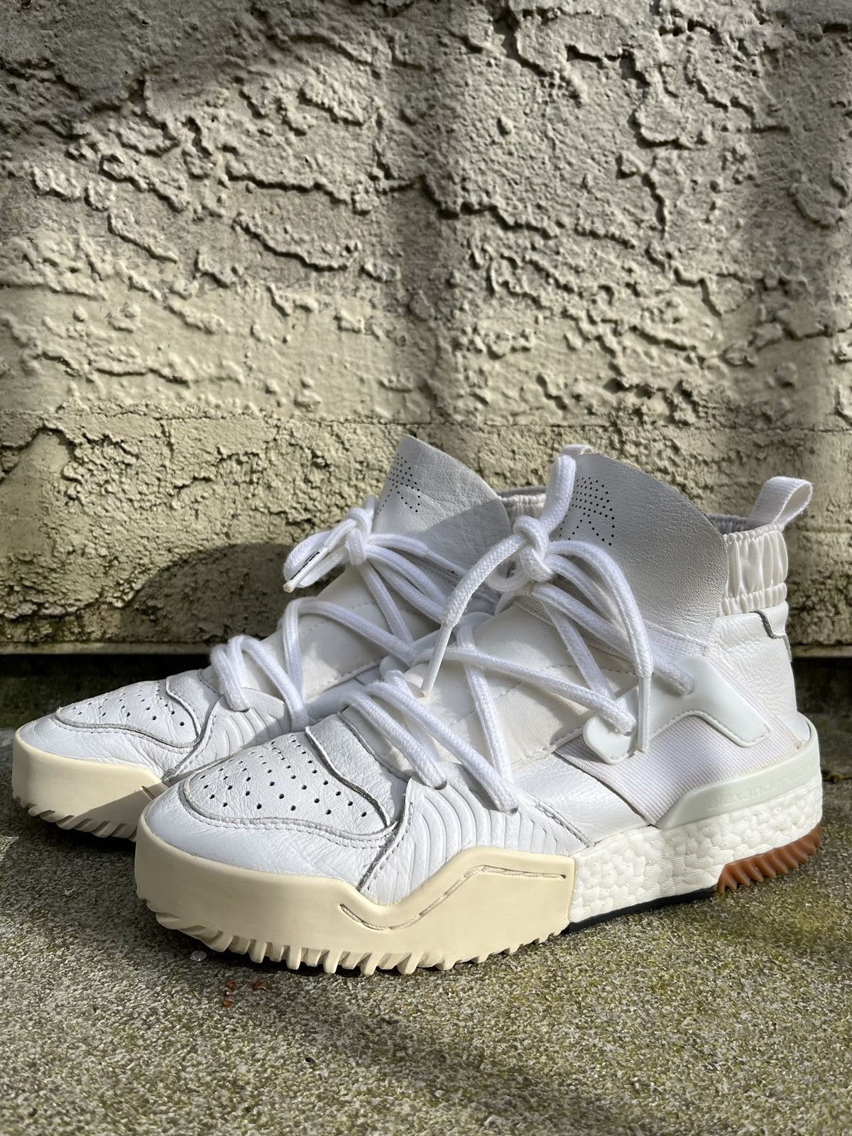 Adidas alexander wang bijenkorf sales