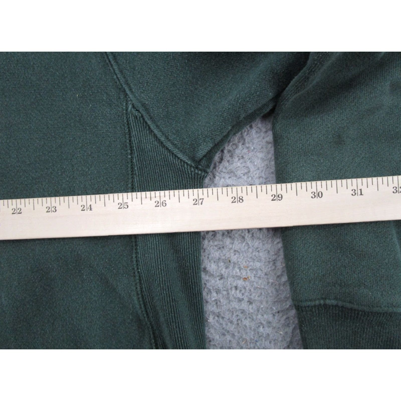 Champion VINTAGE Champion Hoodie 2XL Green Reverse Weave Logo Men Sweatshirt Size 2XL Short Style 90s Sports Hooded Pullover All Seasons Size US XXL / EU 58 / 5 - 7 Thumbnail
