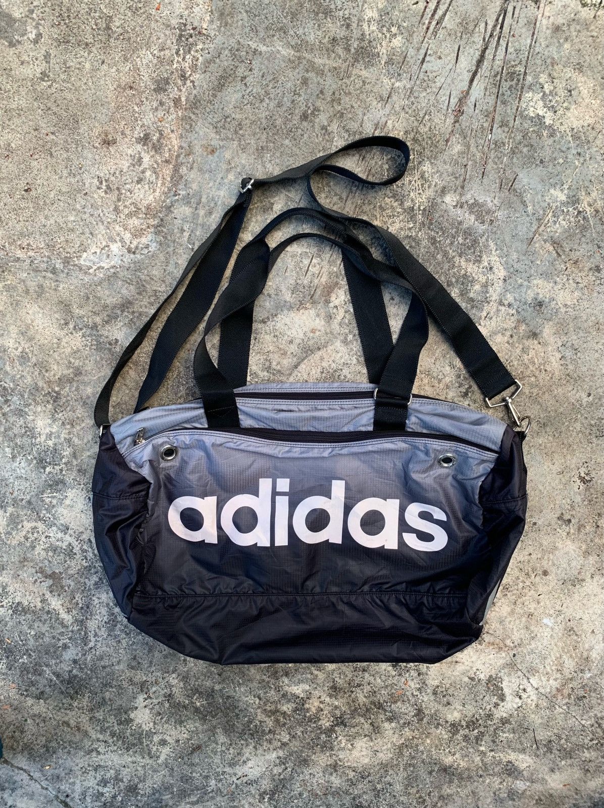 Adidas × Vintage 00s Adidas 3 Stripes Duffel Bags Size ONE SIZE - 1 Thumbnail