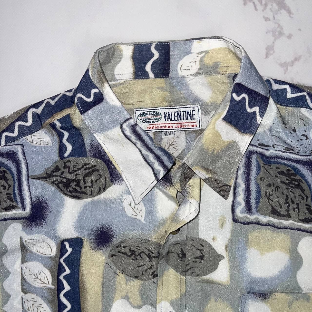 Vintage Vintage short sleeve valentine shirt, size XXL Size US XXL / EU 58 / 5 - 5 Thumbnail