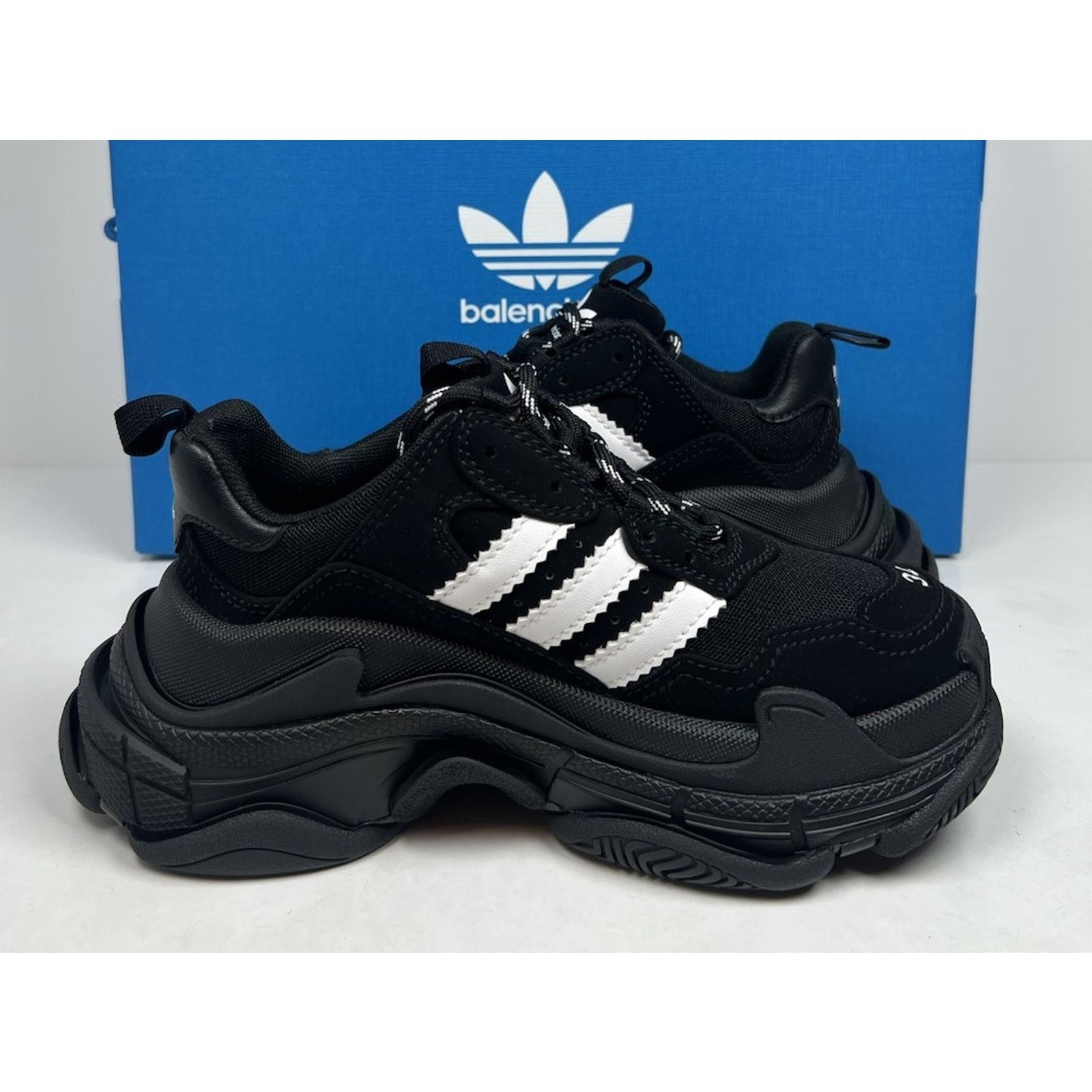 Balenciaga Size 34EU/4W - Balenciaga Triple S x Adidas NEW Size US 4 / IT 34 - 4 Thumbnail