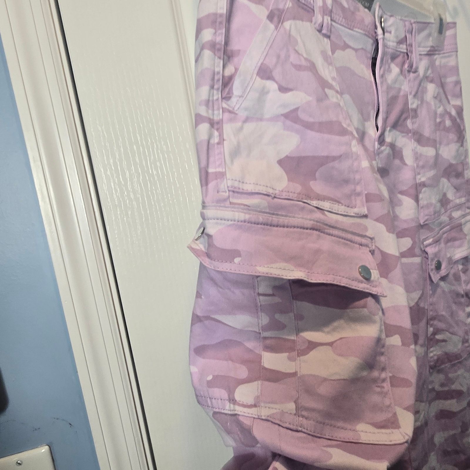 Other Wit & Wisdom Utility sz 4 High Waist purple Camo Cargo Size 27" / US 4 / IT 40 - 5 Thumbnail