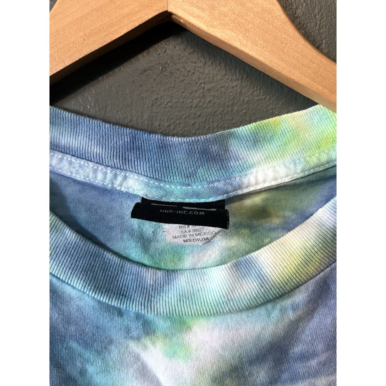 Vintage Santa Cruz Skateboards Mens Blue Tie Dye Short Sleeve T-Shirt Size Medium Size US M / EU 48-50 / 2 - 3 Thumbnail