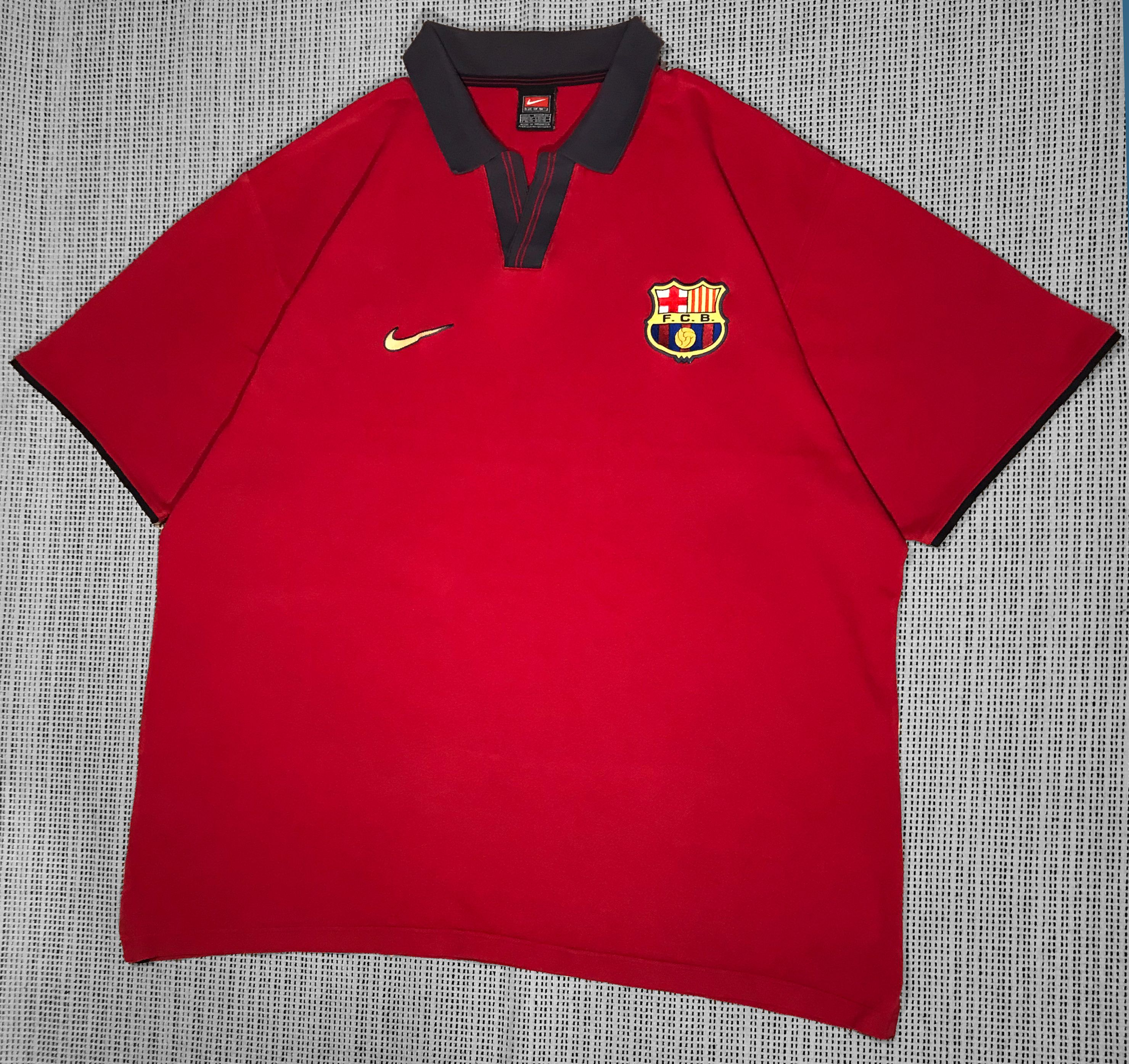 Nike Vintage Nike F.C Barcelona 98/99' T-shirt (XL) Size US XL / EU 56 / 4 - 1 Thumbnail