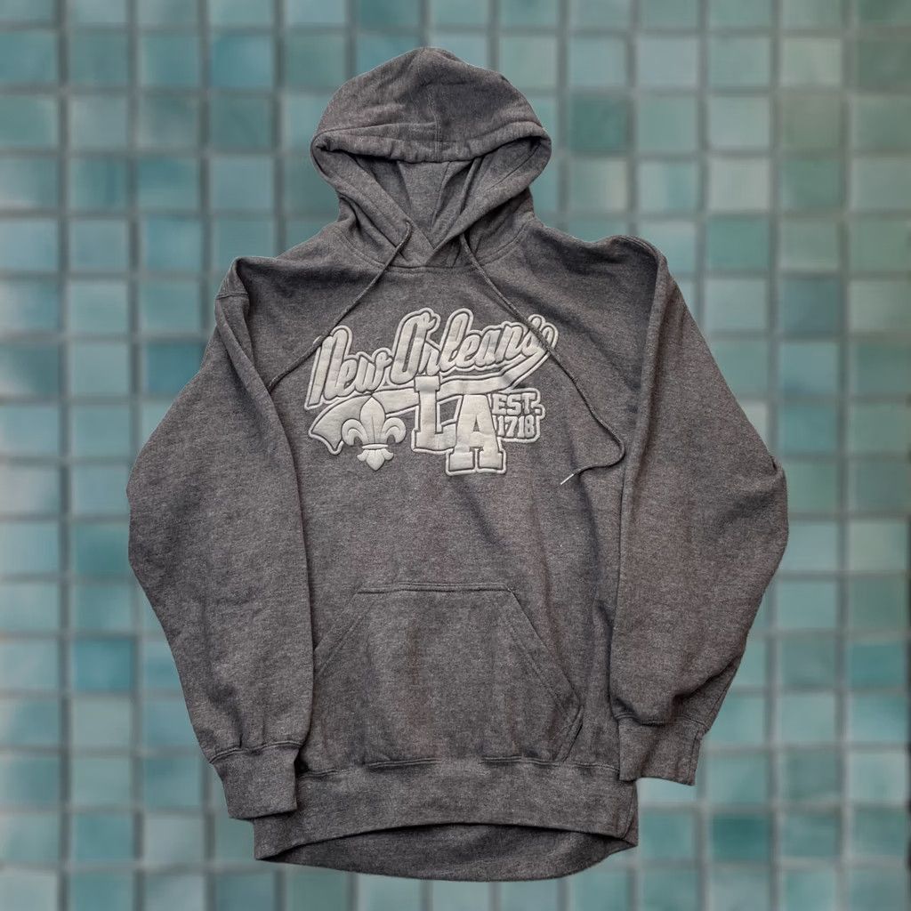 Logo 7 VINTAGE New Orleans Hoodie Mens Large Gray Heathered Fleece Lined Embossed Logo Cotton Size US L / EU 52-54 / 3 - 1 Thumbnail