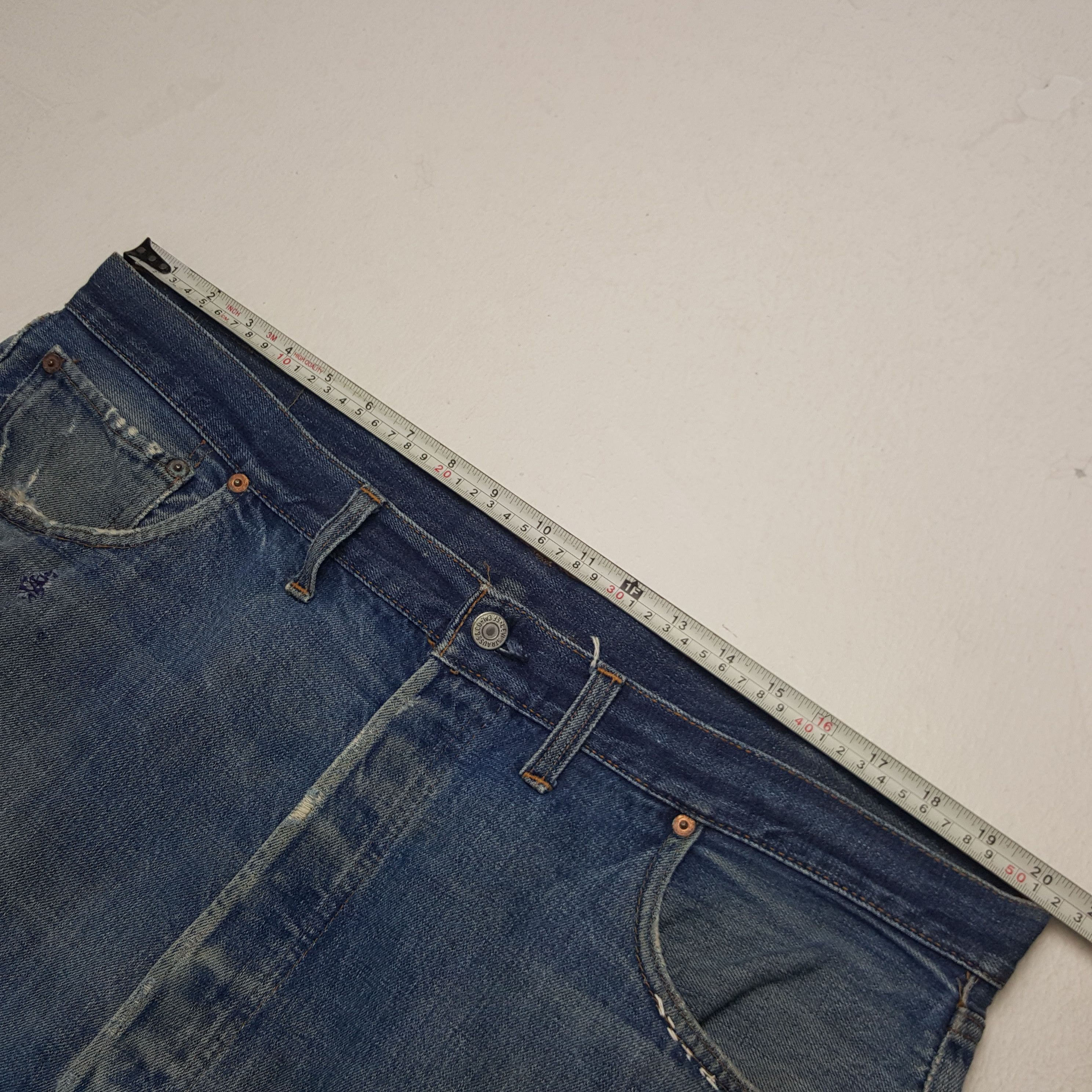 Levi's × Vintage Vintage Levis Short Denim Jeans Size 40" / US 18 - 6 Thumbnail