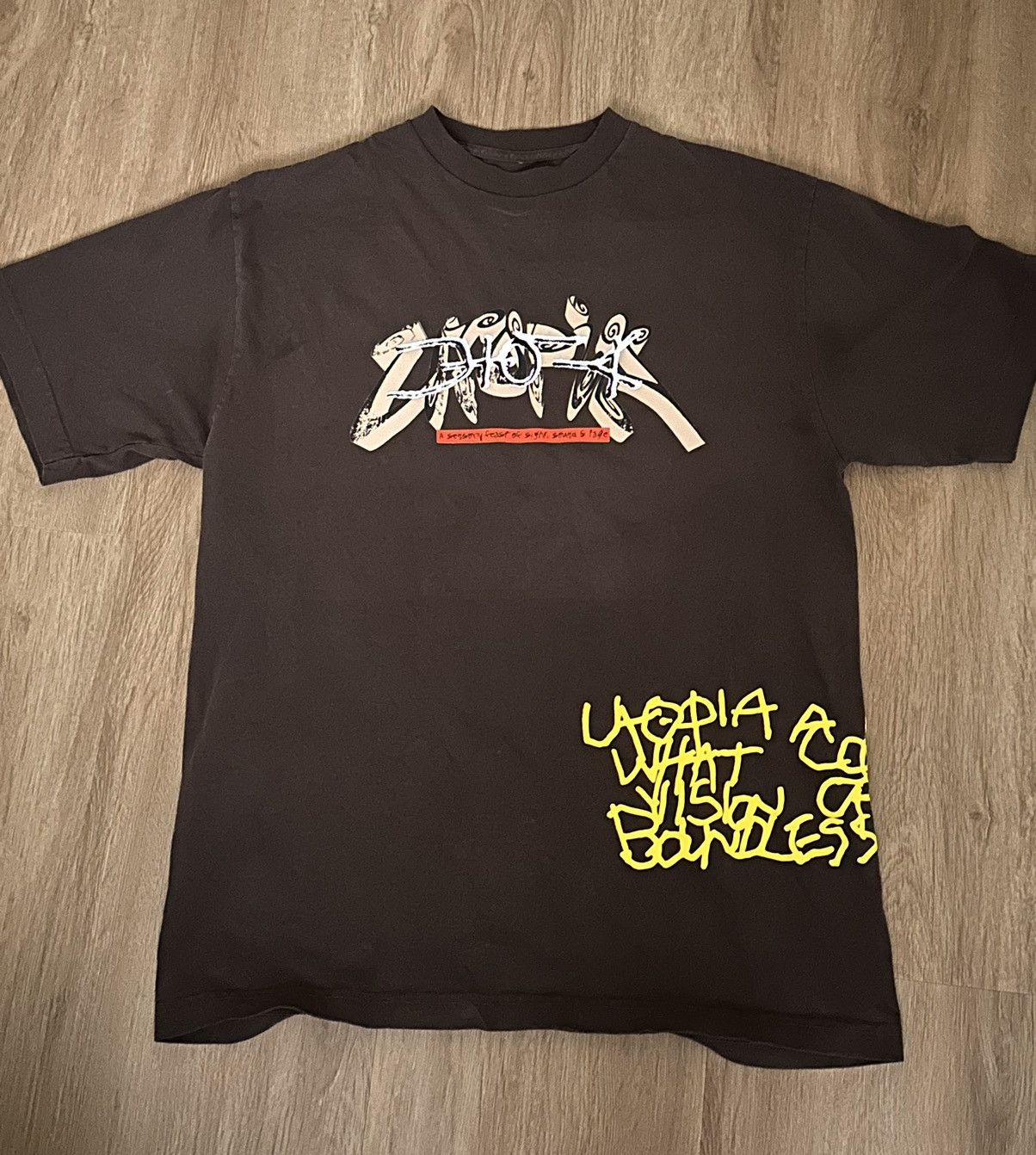 T-shirt Travis Scott Utopia Taille S - Noir - Neuf Sans étiquette