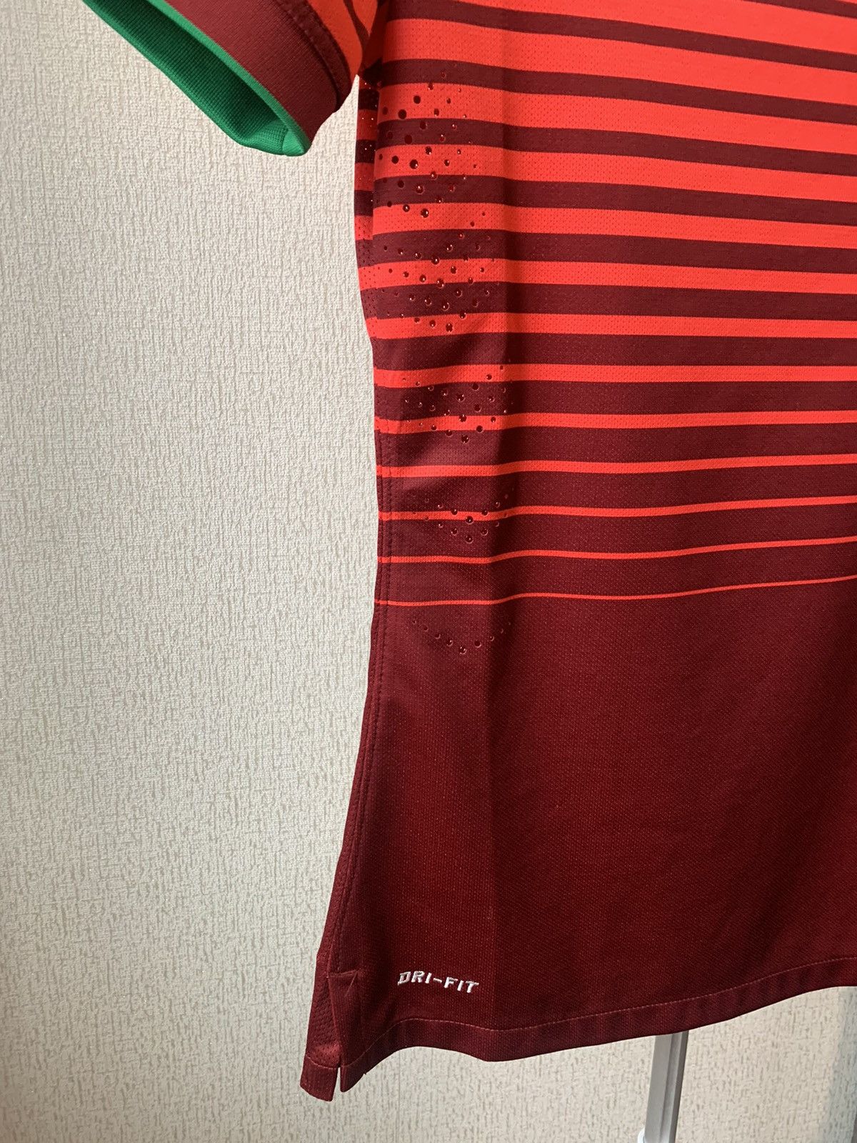 Nike World Cup Nike Portugal Authentic Match Player Issue Jersey Size US S / EU 44-46 / 1 - 3 Thumbnail