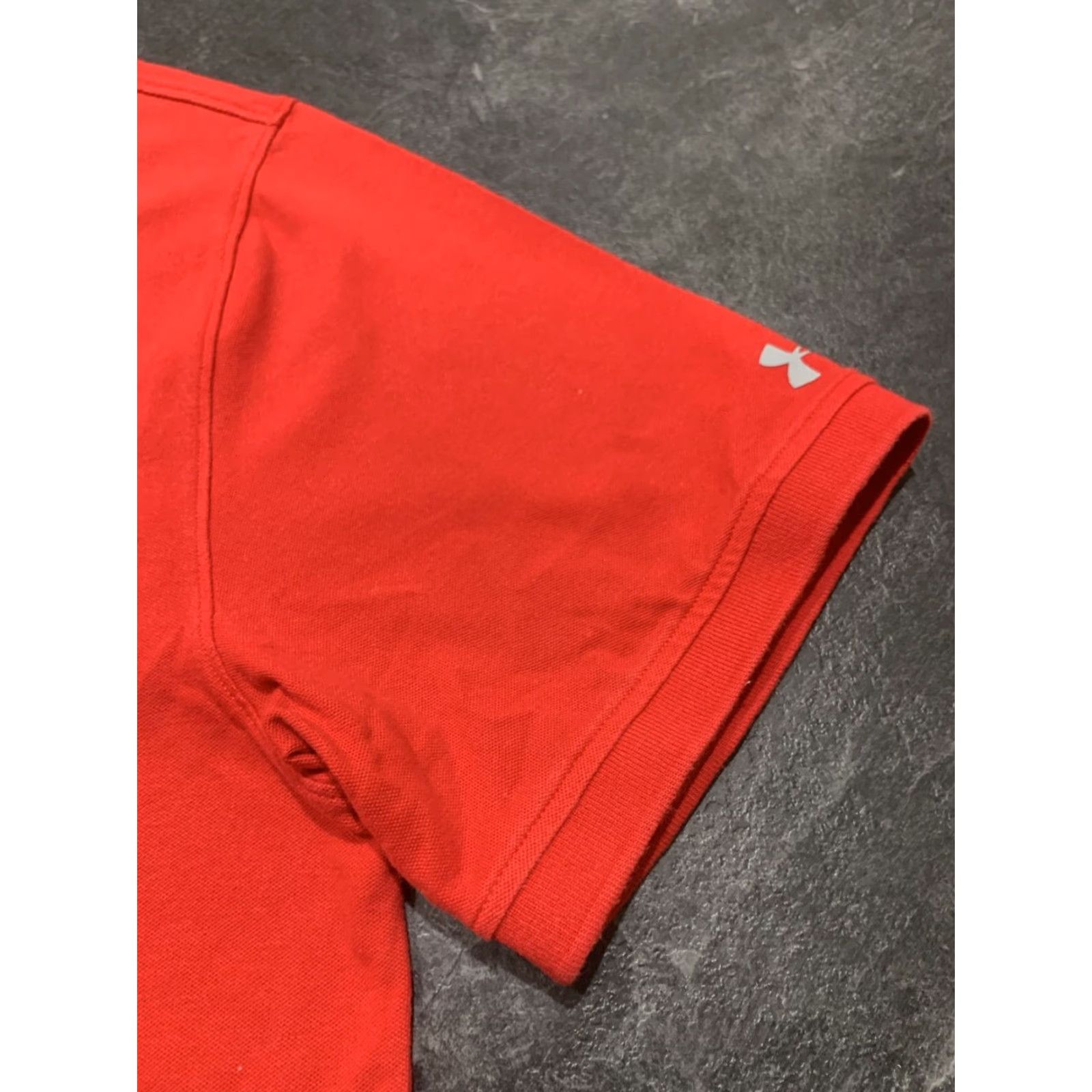 Under Armour Vintage Under Armour Polo Shirt Men XL Red HeatGear Casual Golf Tennis Short Sleeve Size US XL / EU 56 / 4 - 2 Thumbnail