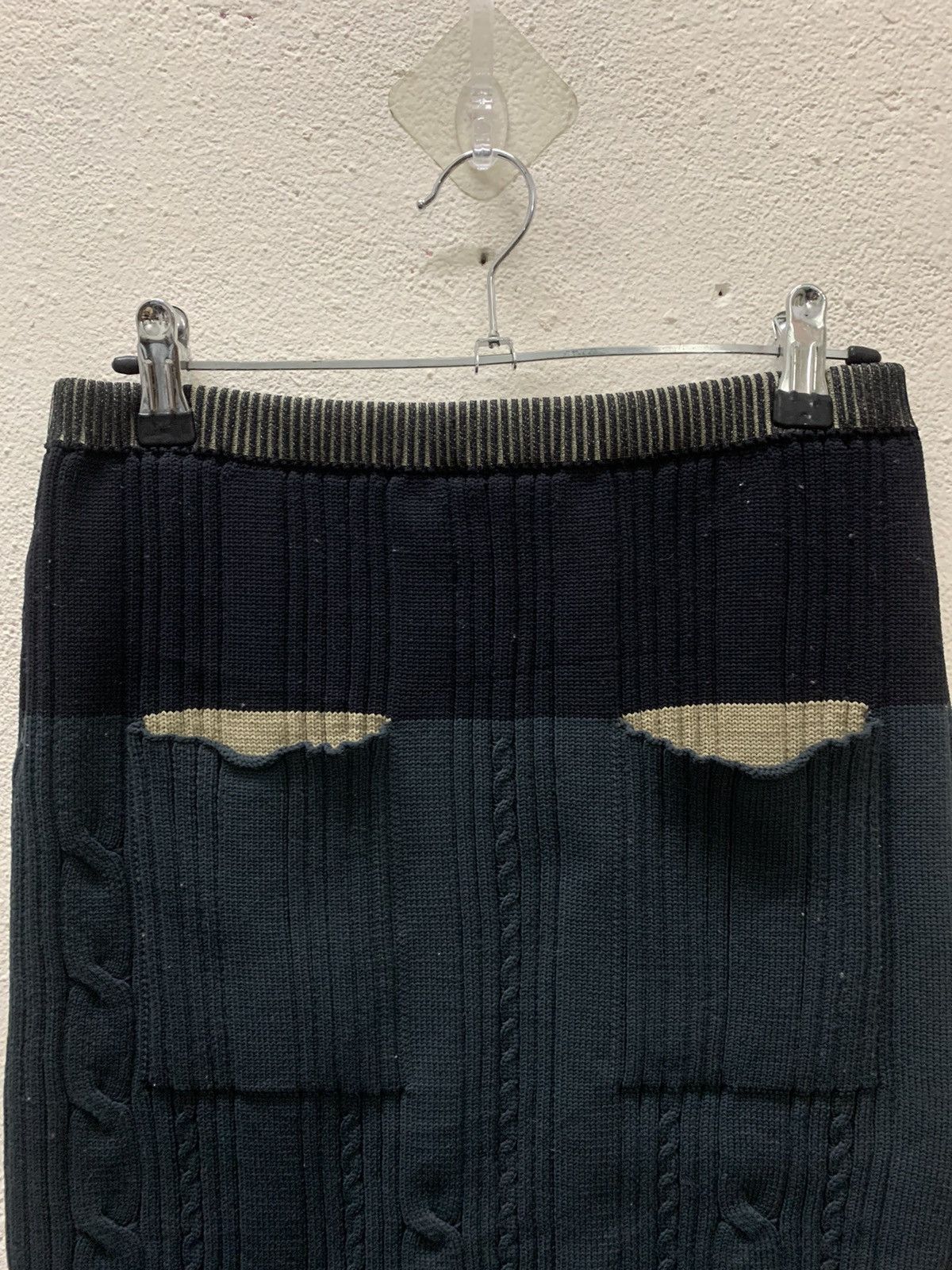 Issey Miyake Issey Miyaki Pleats Please Pocket Point bi-Colour Knit Skirt Size 26" / US 2 / IT 38 - 9 Thumbnail