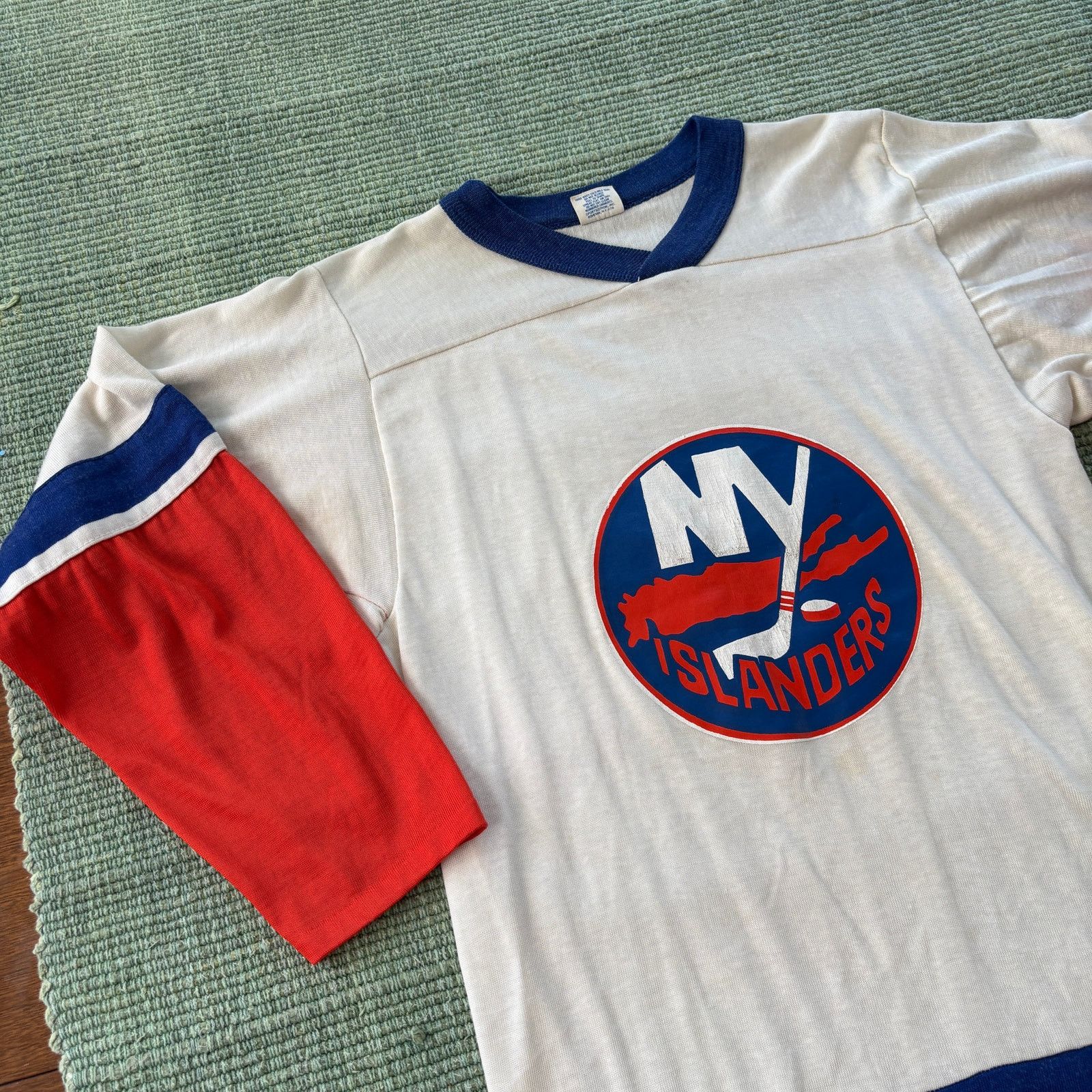 NHL × Vintage Vintage 1970s NY Islanders Durene Hockey Jersey Shirt Sz M/L Size US M / EU 48-50 / 2 - 4 Thumbnail