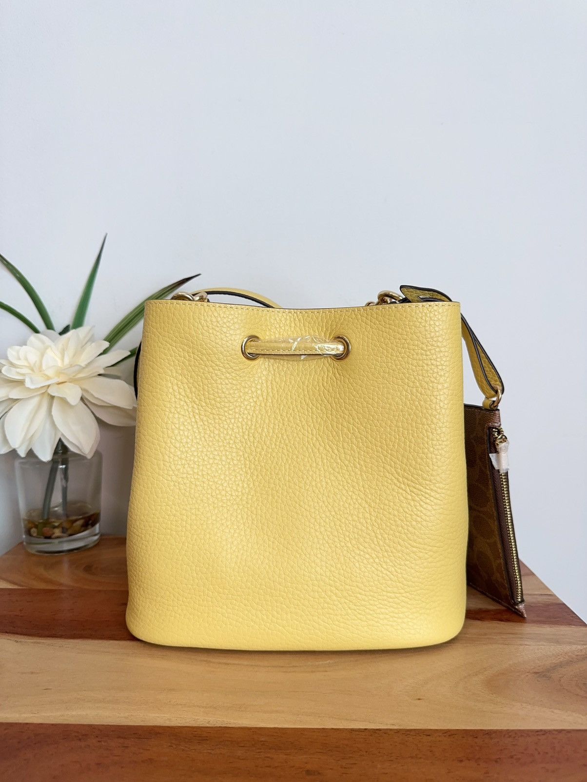 NWT Rowan Bucket Bag