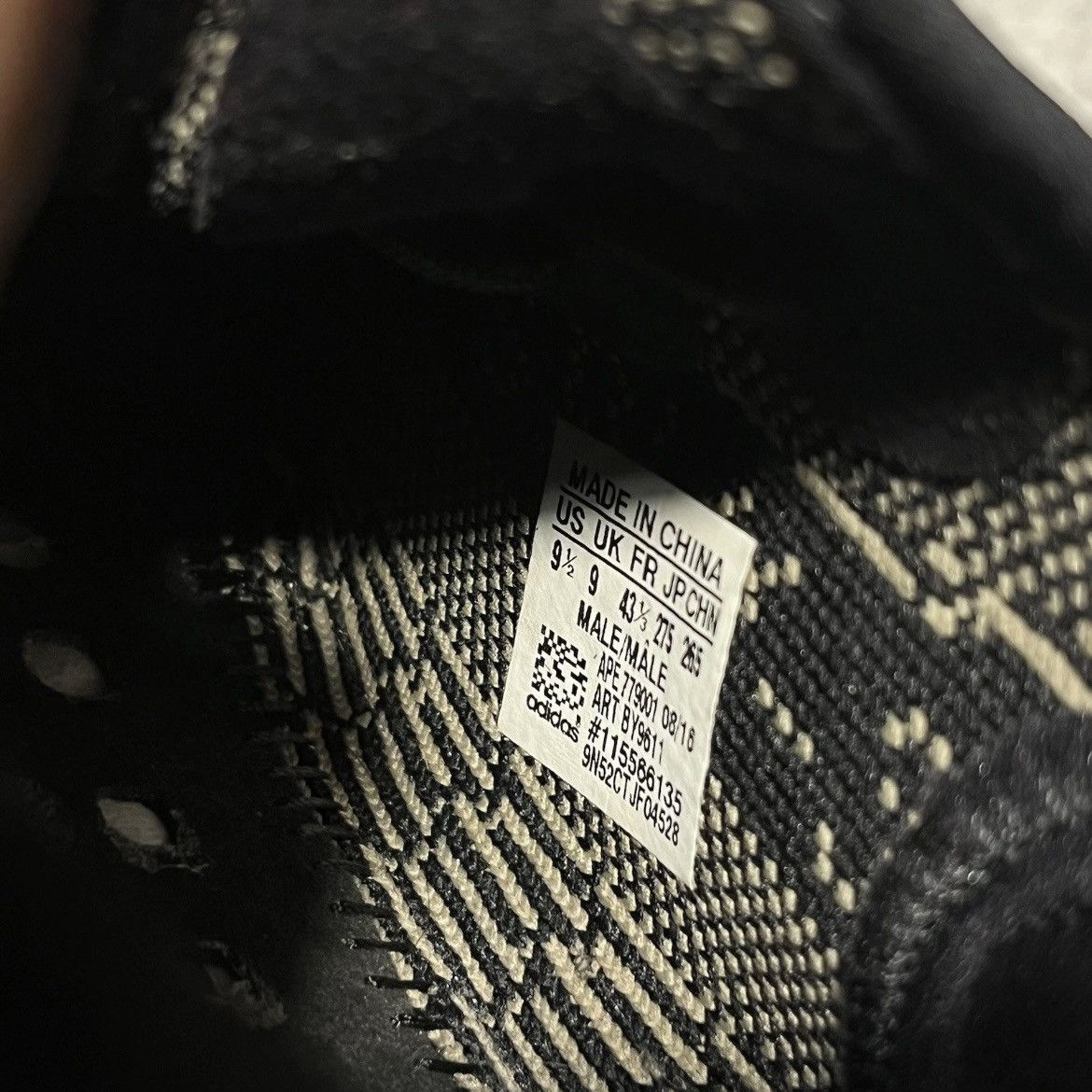 Yeezy Adidas Yeezy Boost 350 V2 Core Green 9.5 Mens Size US 9.5 / EU 42-43 - 2 Thumbnail
