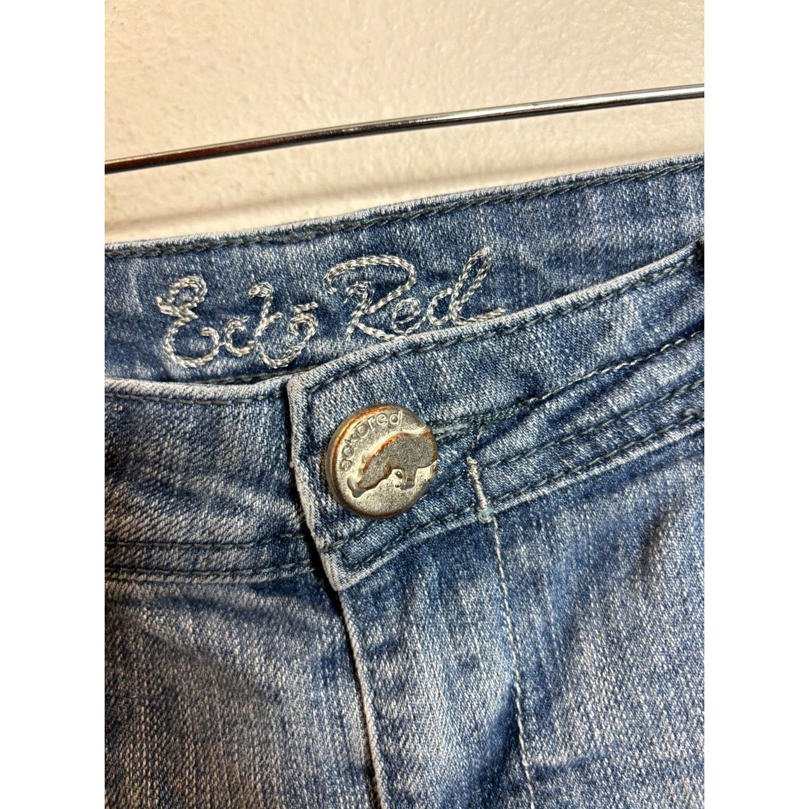 Denime Ecko Red Denim Shorts Women's 7/8 Blue Jorts Capri Vintage Retro Y2K 700 | 8 | Blue | Denim | Vintage | Casual | 5-Pocket | Regular | Women's Shorts Size 30" / US 8 / IT 44 - 7 Thumbnail